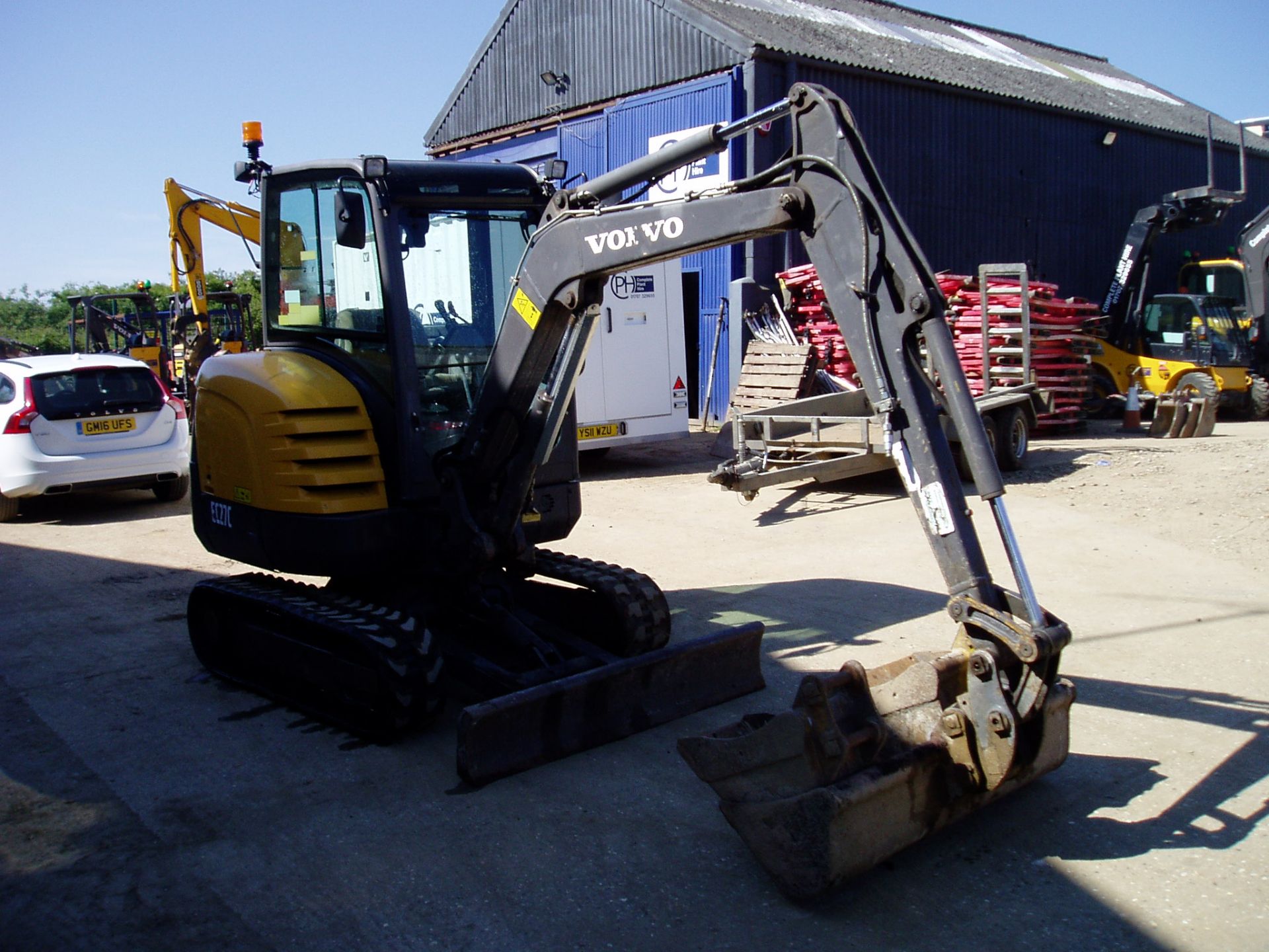 Volvo EC27C 44612790Kgs Mini Excavator - Image 4 of 21