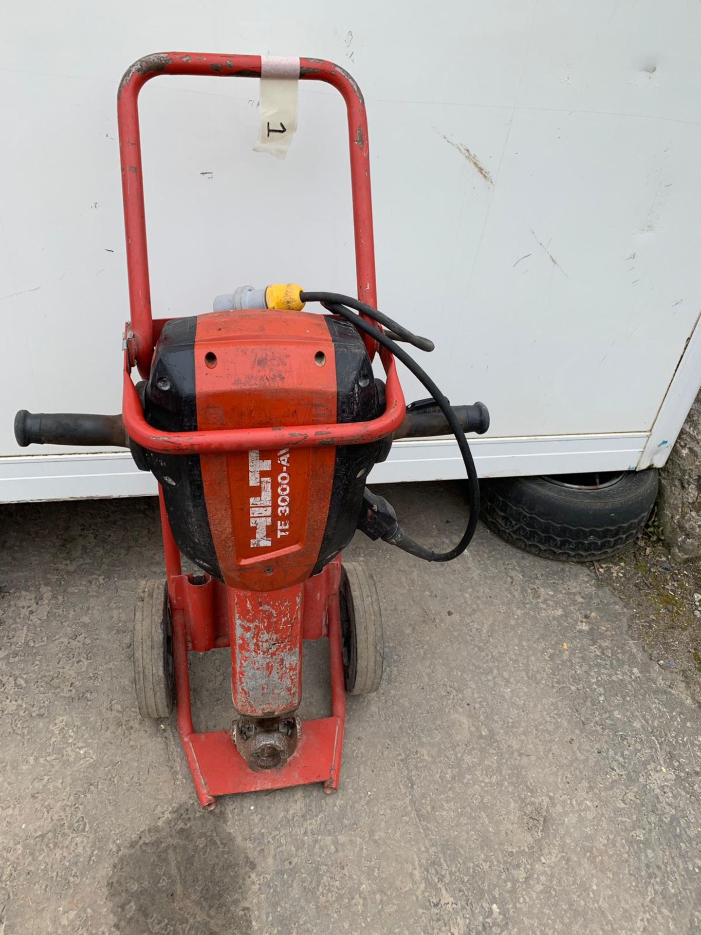 Hilti TE 3000-Avr Demolition Breaker