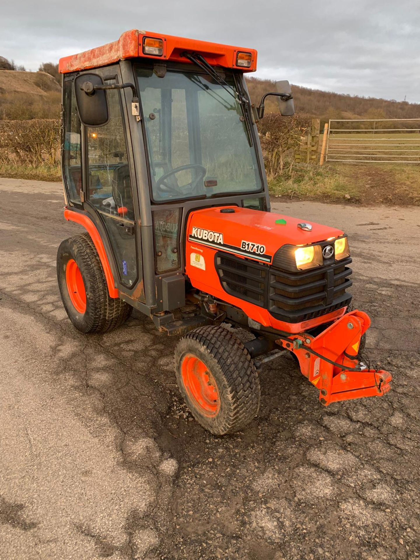 Kubota B1710 Mini Tractor - Image 5 of 6