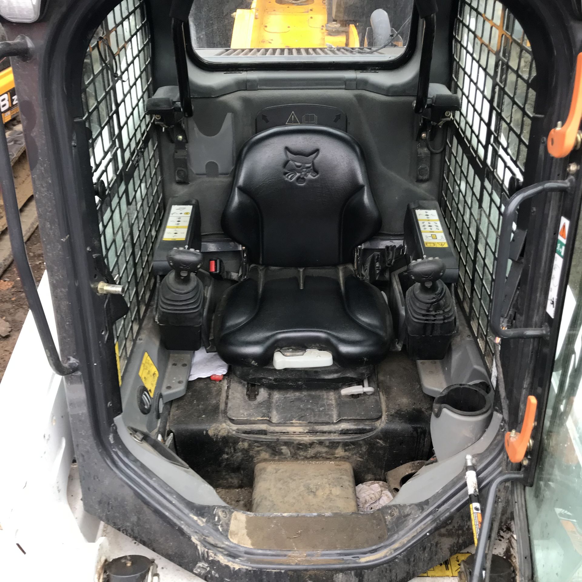 Bobcat S550 - Image 3 of 7