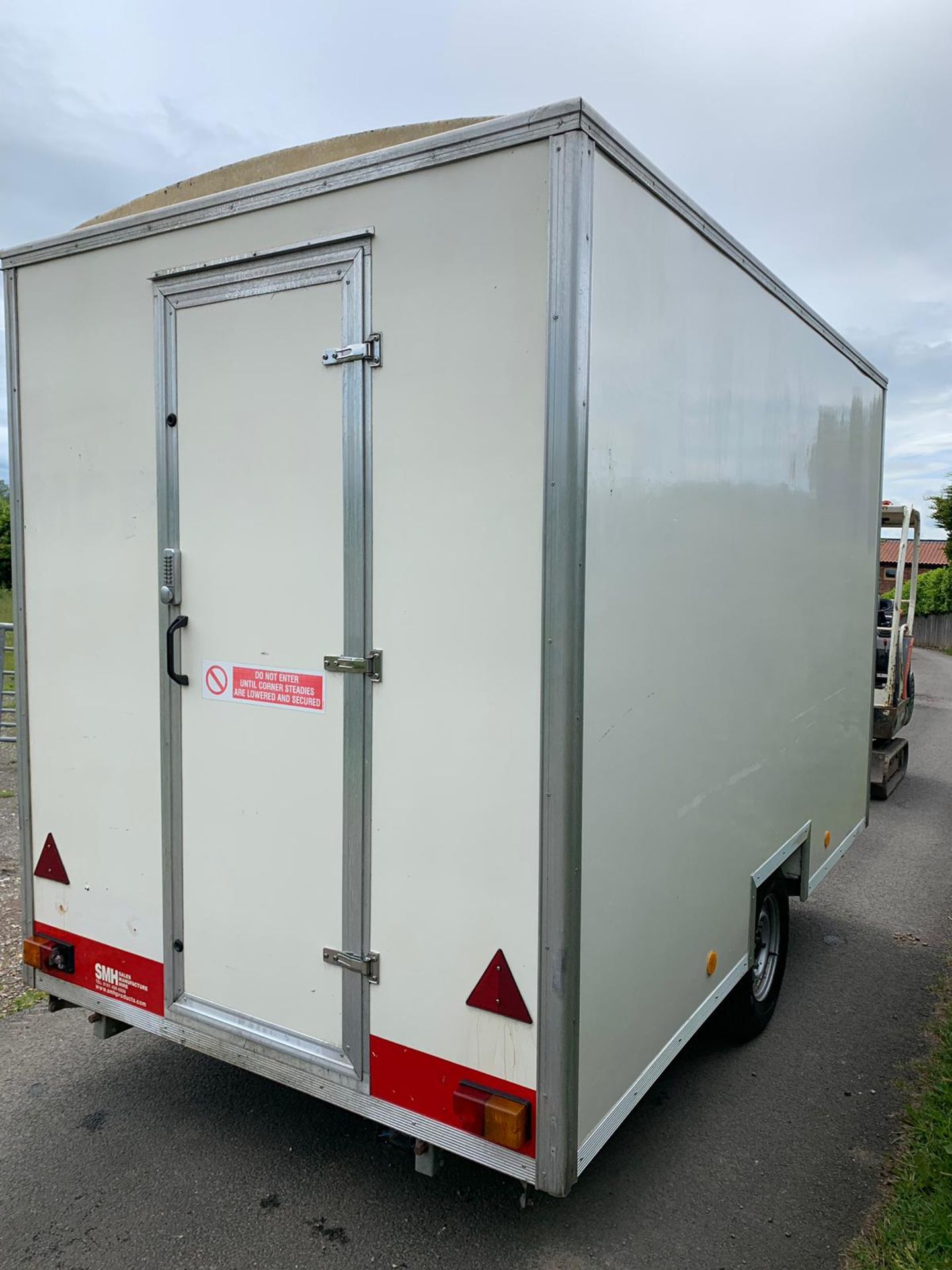 Alko Exhibition Site Welfare Trailer Catering Trailer Conversion - Bild 8 aus 9