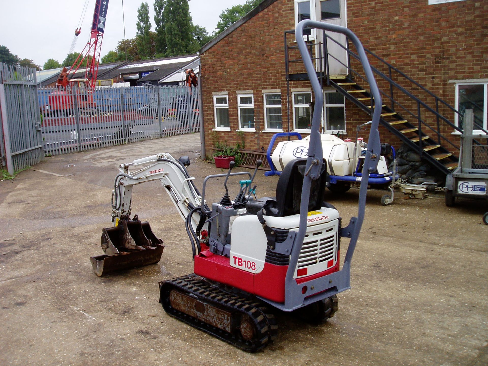 Takeuchi TB108 880Kgs Micro Excavator - Image 9 of 20