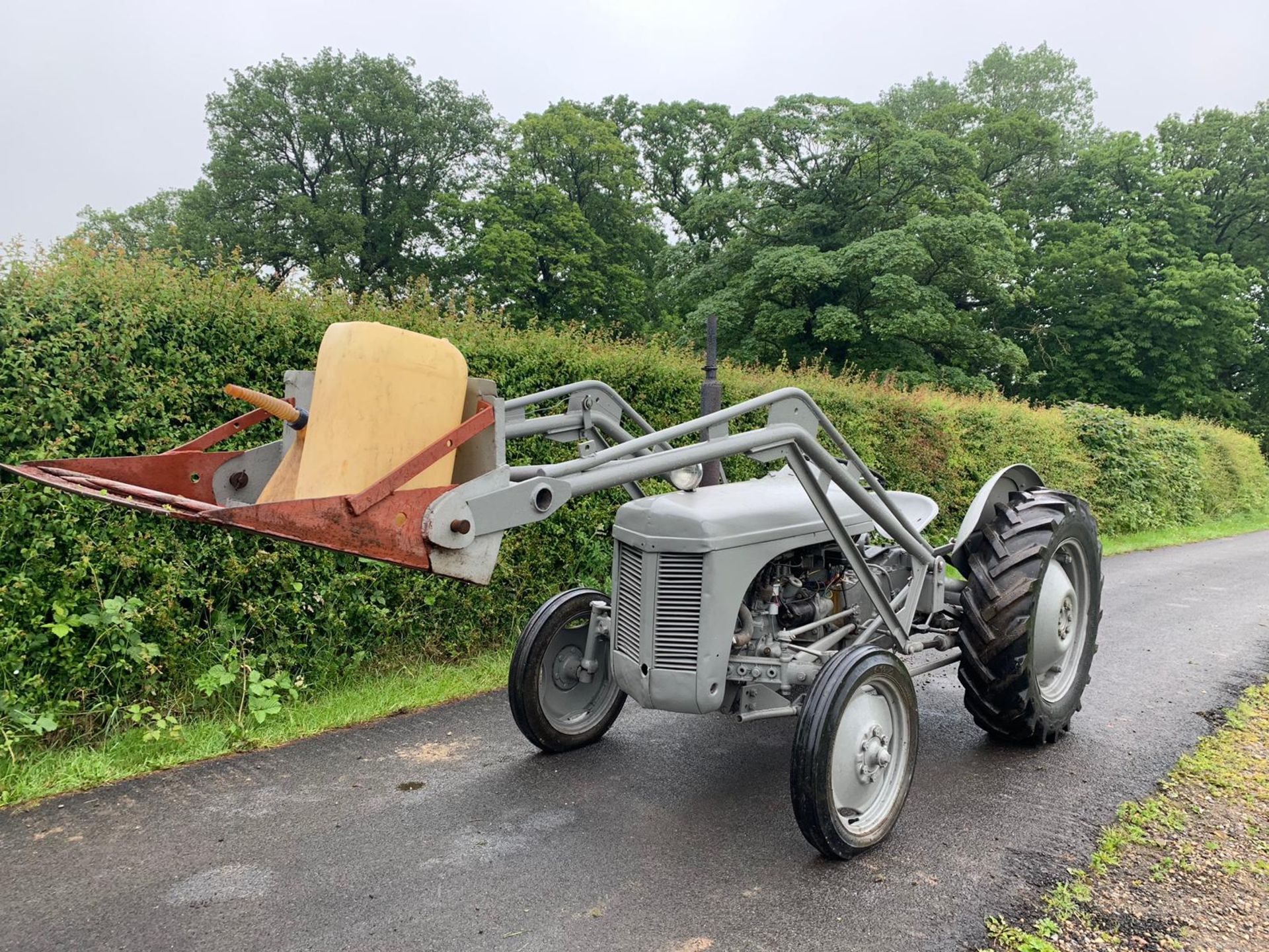 1951 Ferguson TED20 Tractor - Image 2 of 6