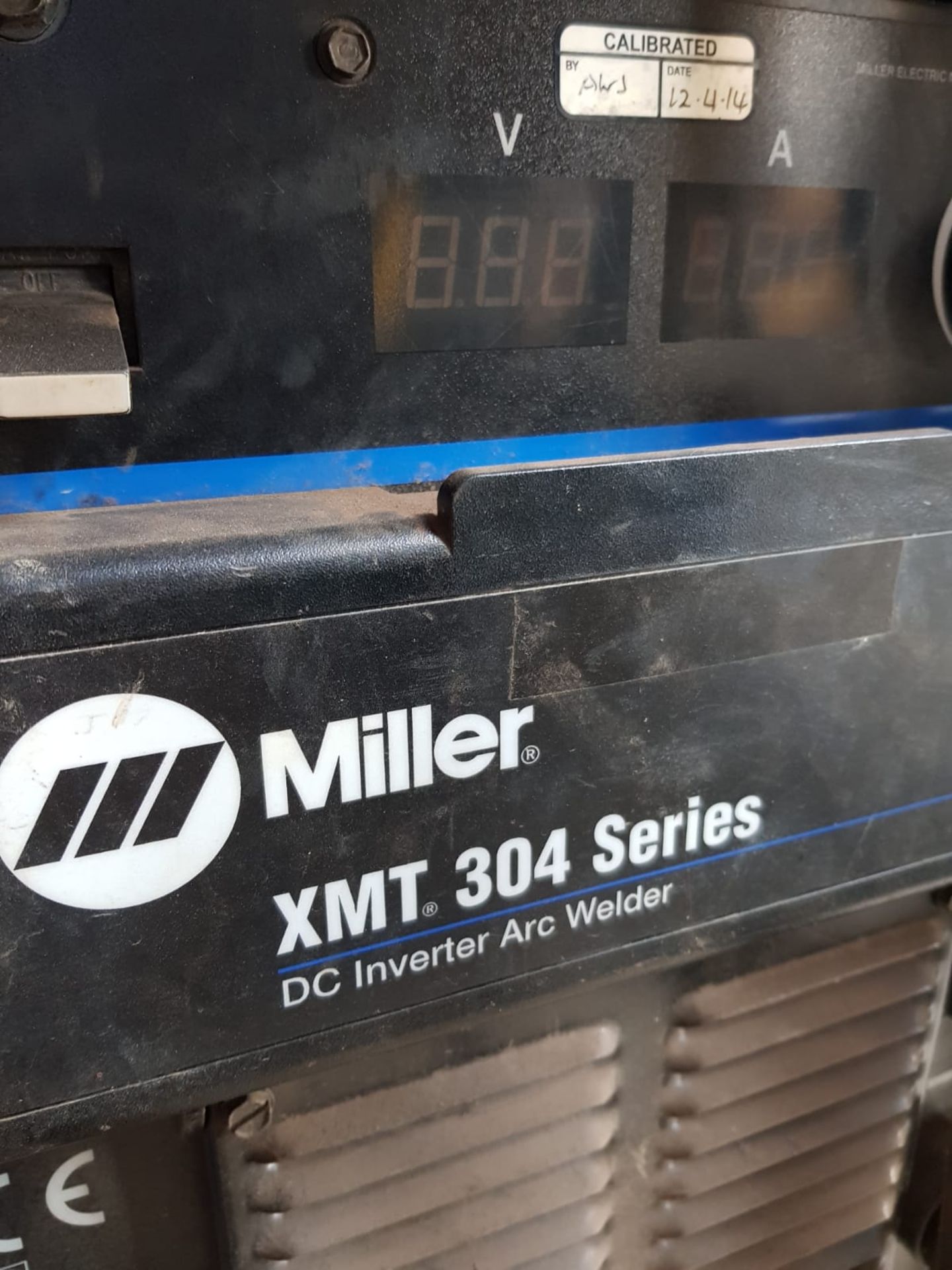 Miller XMT 304 DC Inverter Arc Welder - Image 5 of 7