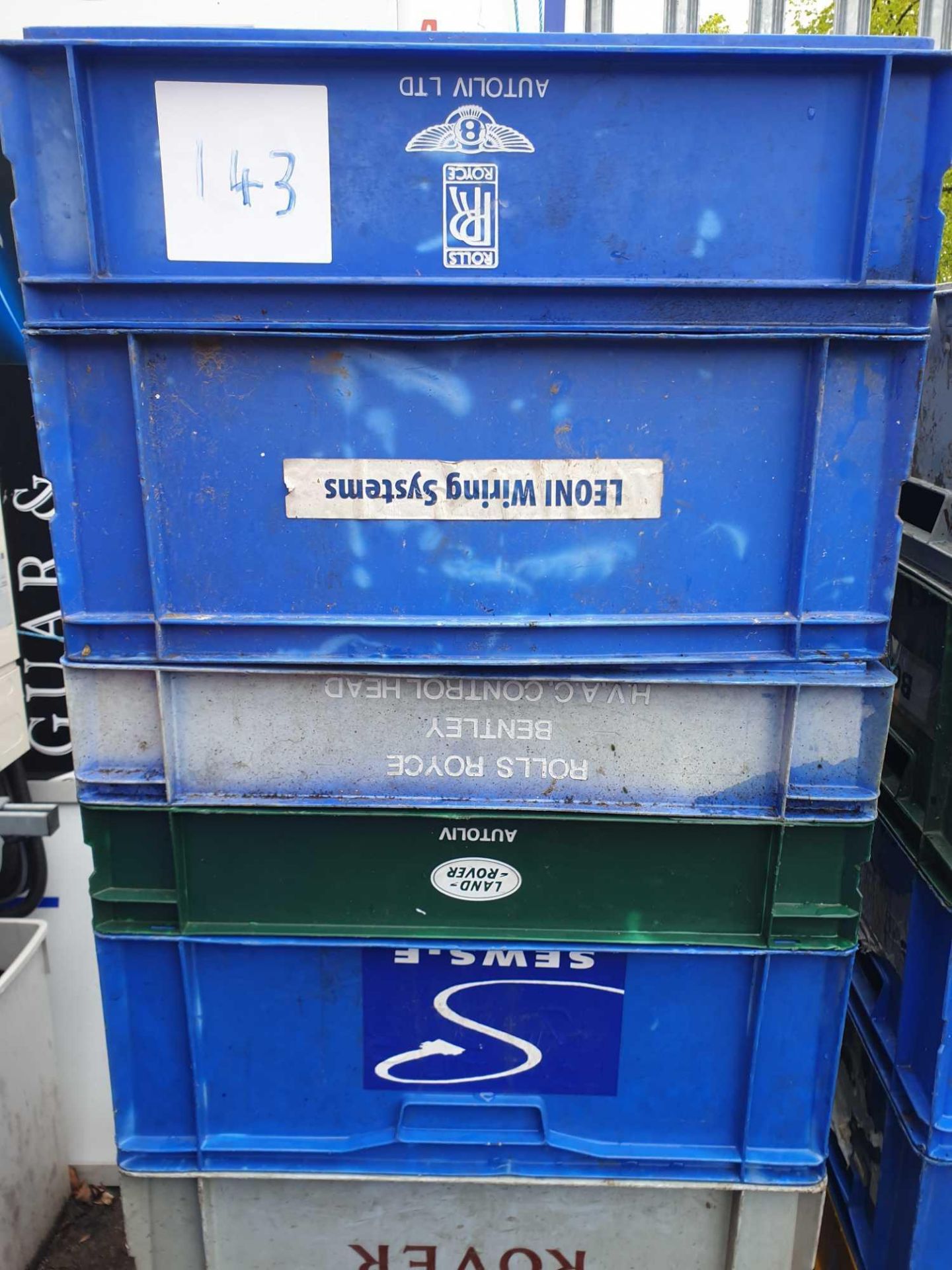 Manufacturer production line storage containers - Bild 2 aus 3