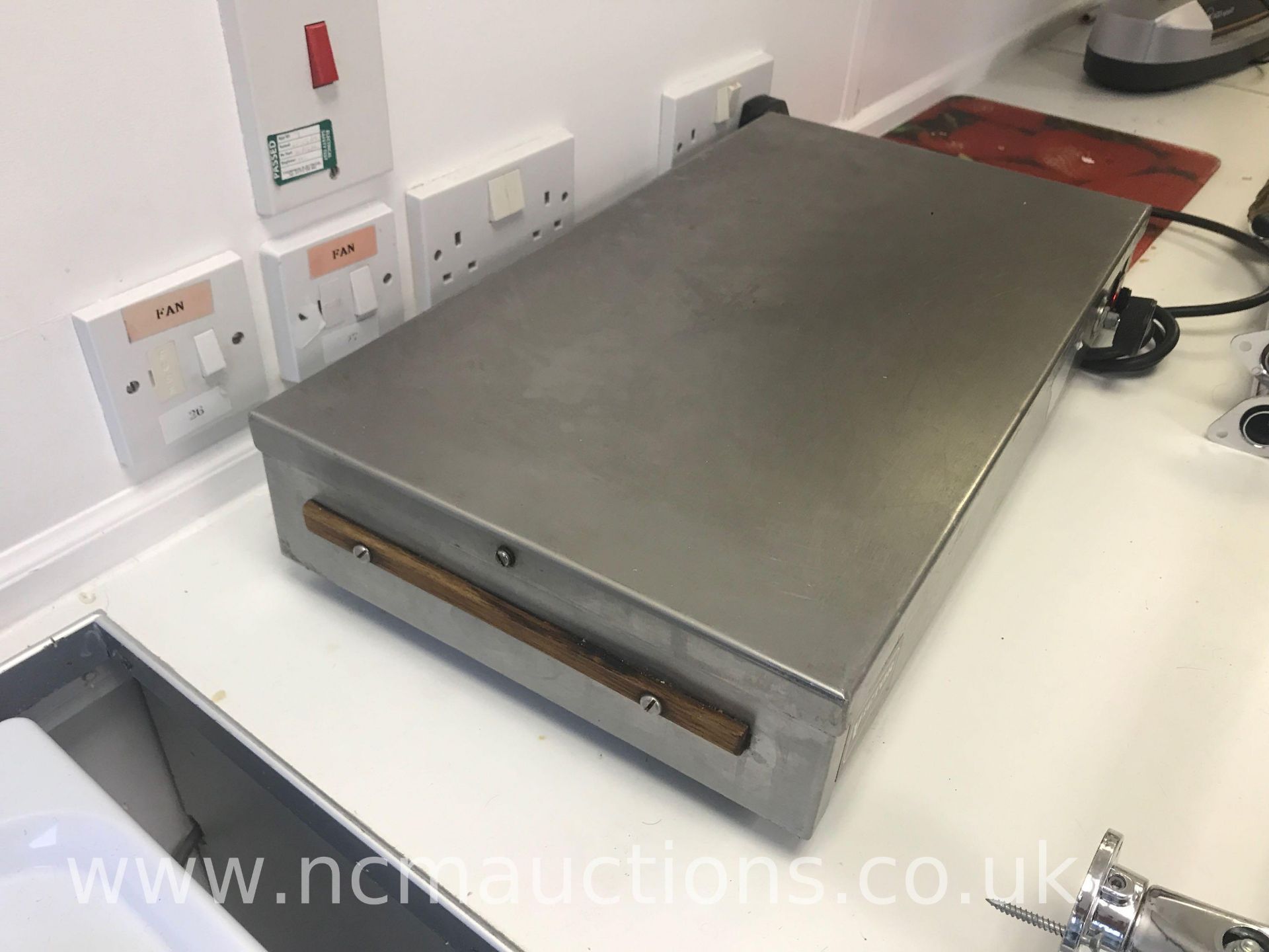 Victor Hot Plate - Image 2 of 5