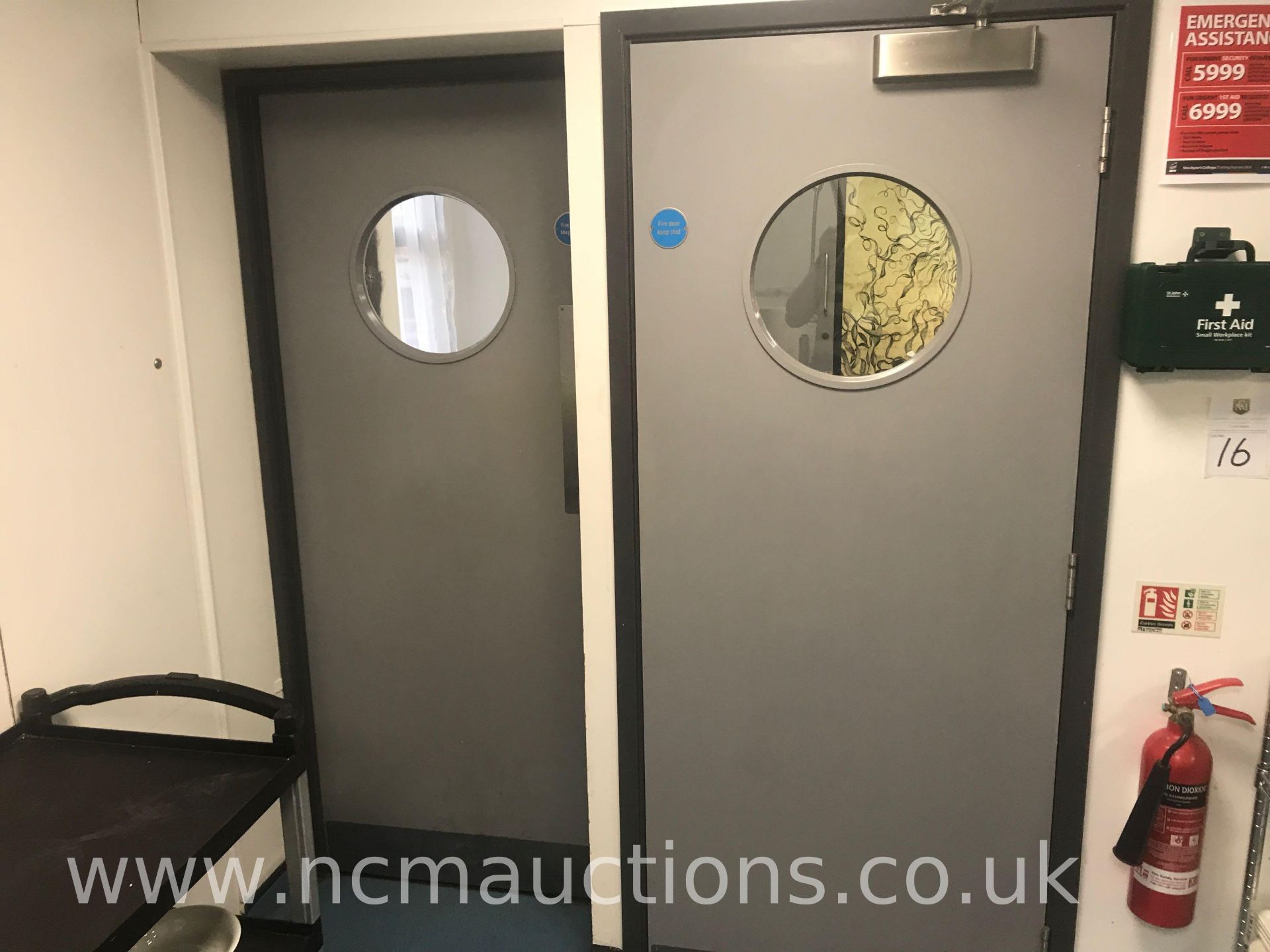 Fire Doors - Image 2 of 3