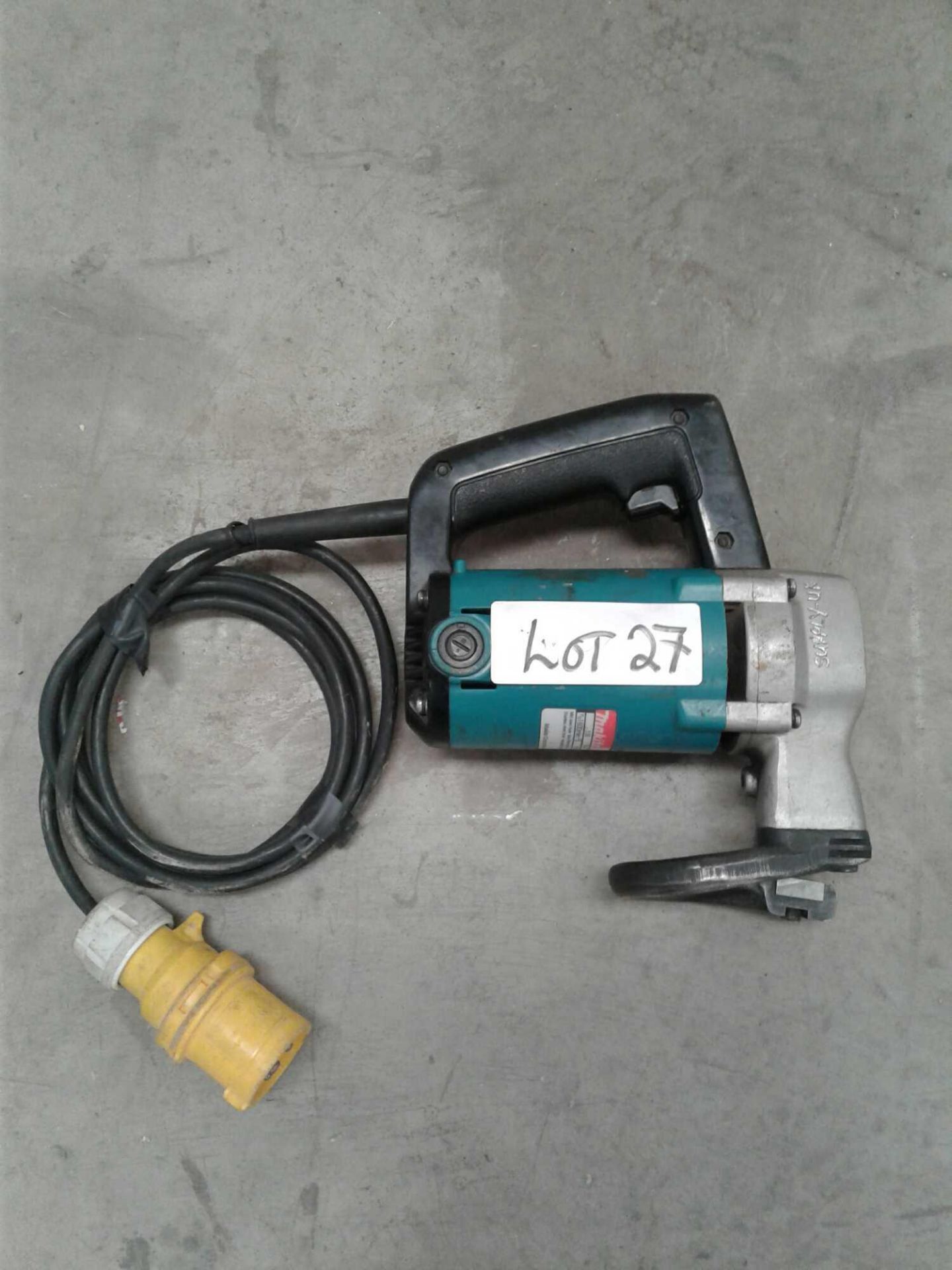 Makita metal saw110v