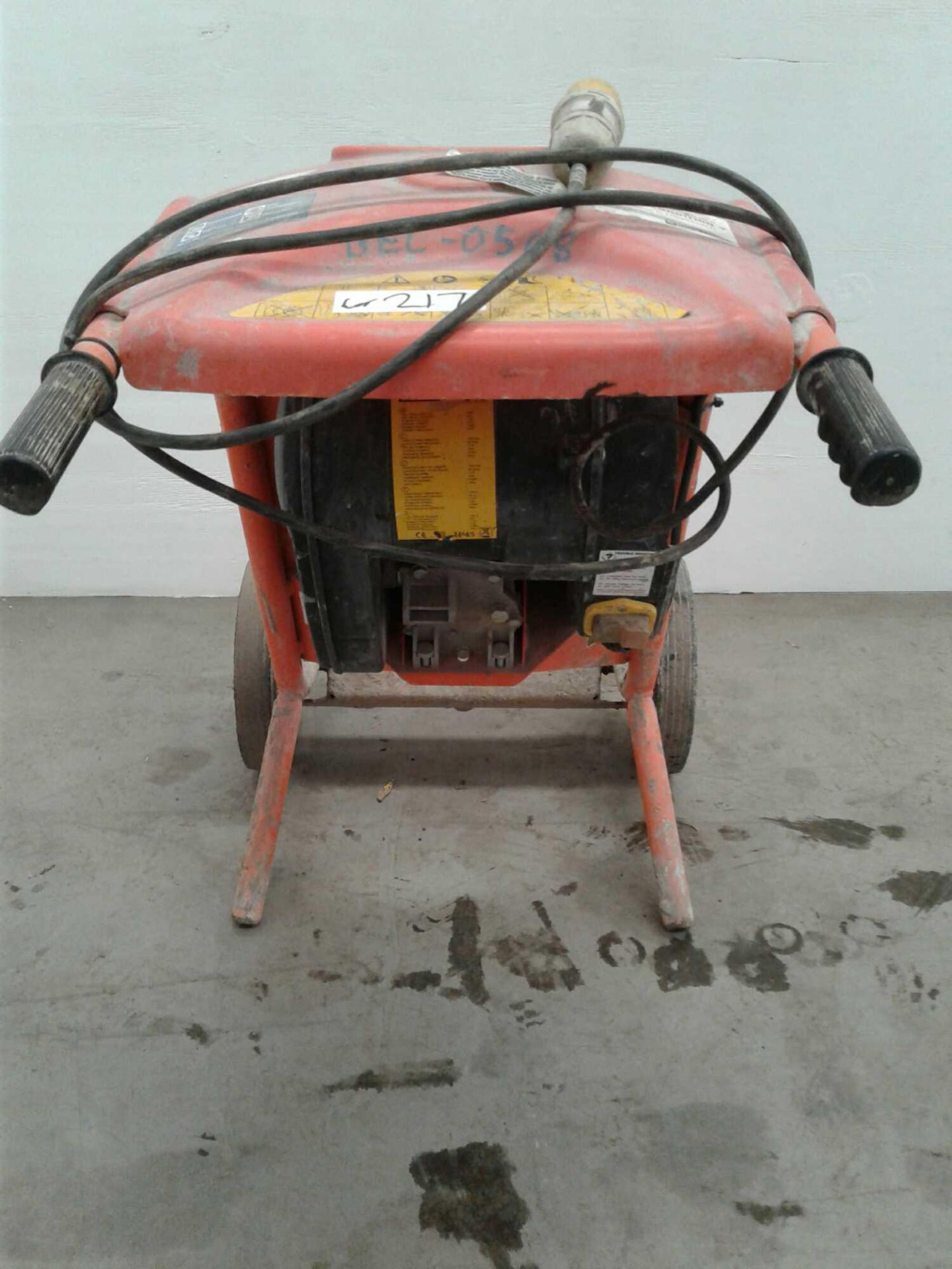 Belle minimix 150 concrete mixer 110 V - Image 2 of 3