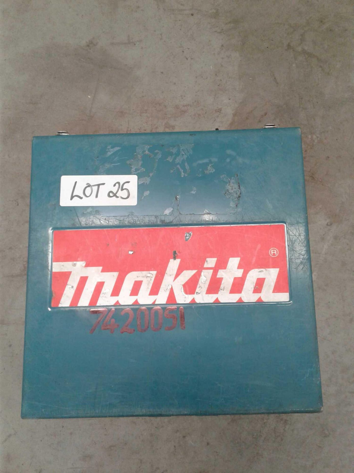 Makita nibbler - Image 4 of 4