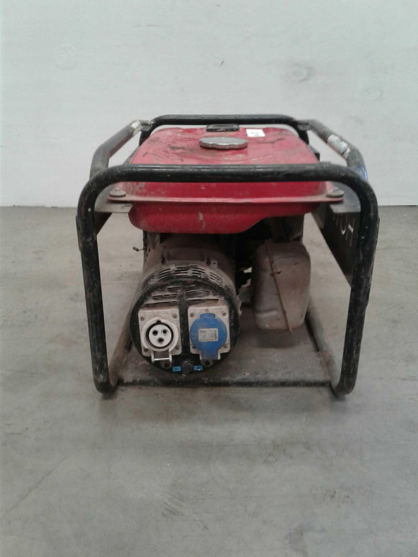 2.4 kva petrol generator - Bild 2 aus 3