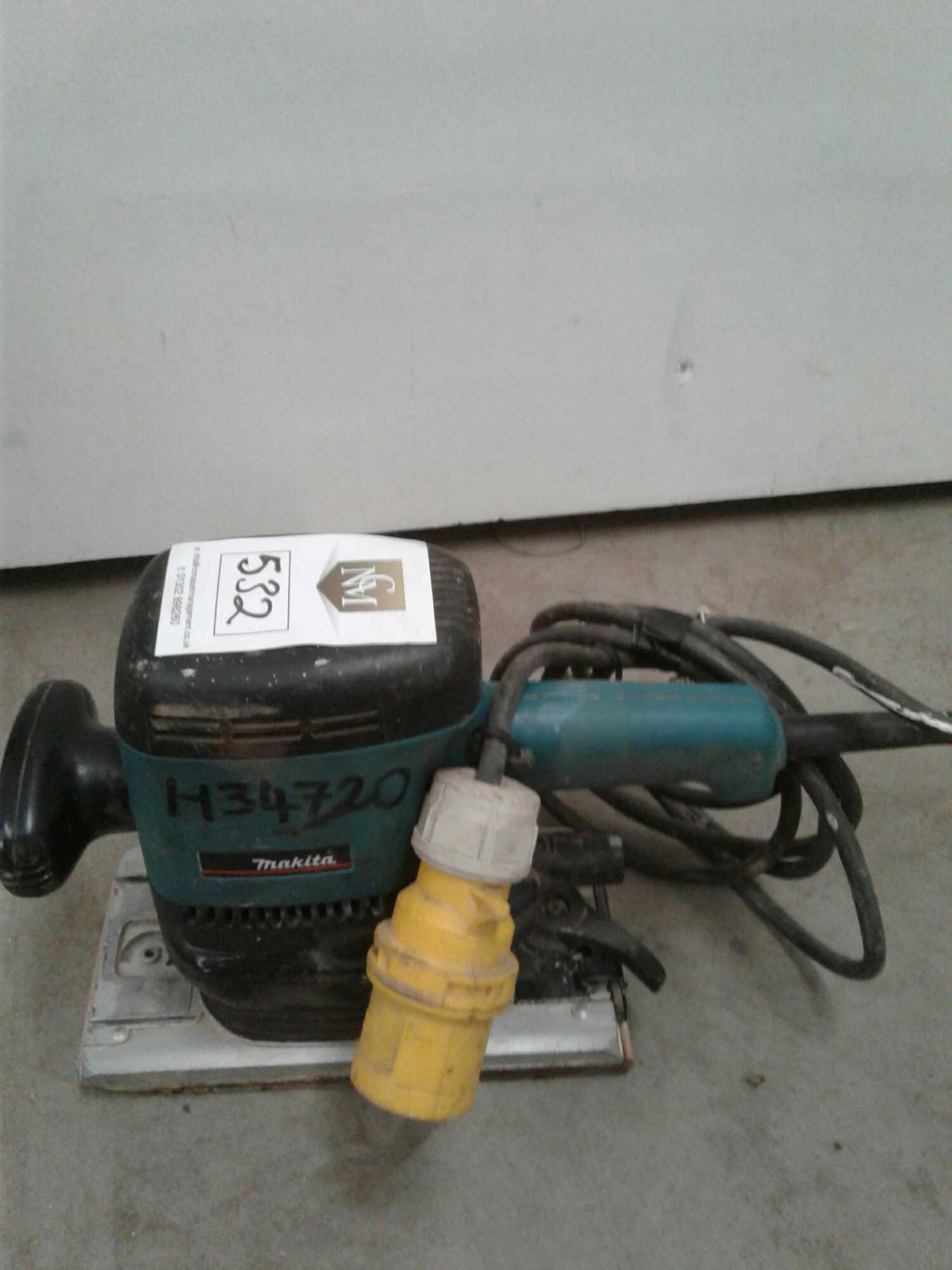 Makita sander 110 V