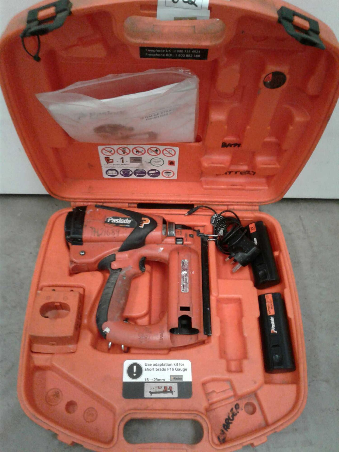 Paslode im65 F16 nail gun