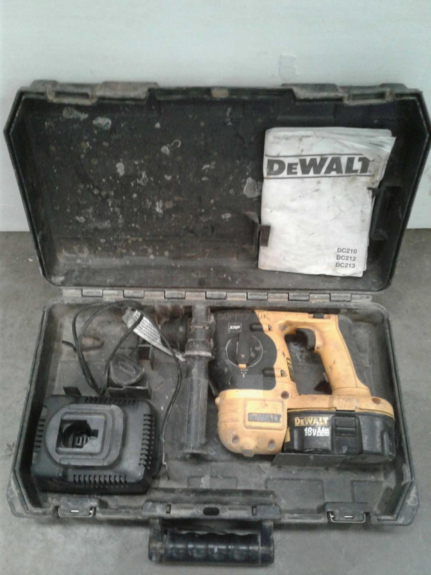 DeWalt 18 volt cordless drill