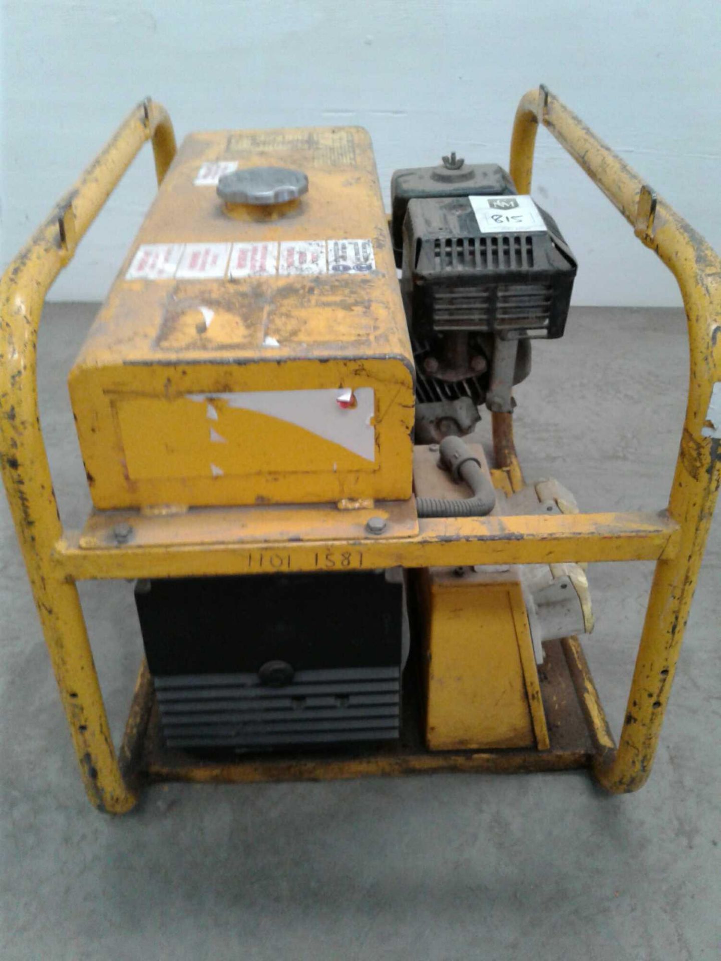 3.5 kVA petrol generator - Image 2 of 3