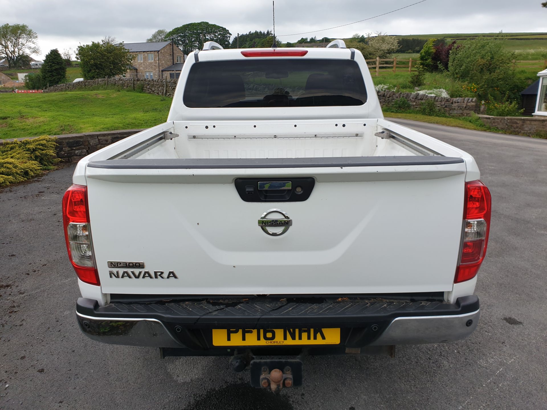 2016 / 16 Nissan Navara Tekna - Image 4 of 16