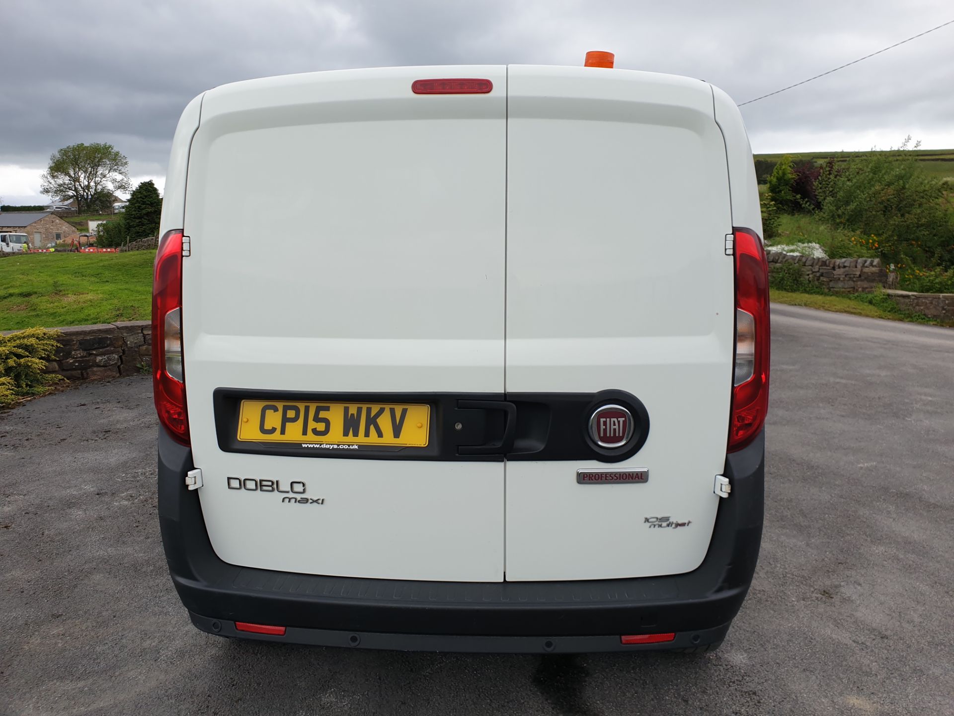 2015 / 15 Fiat Doblo 1.6 Diesel - Image 4 of 15