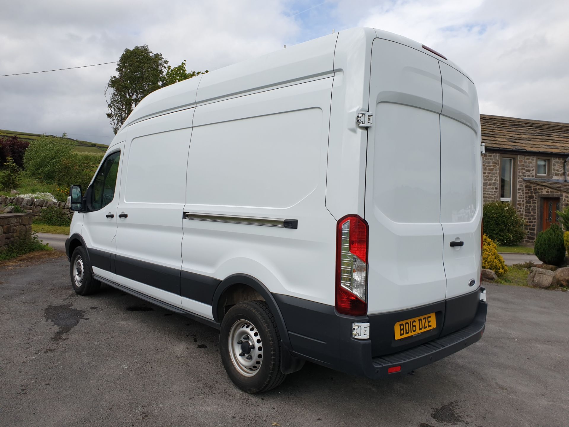 2016 / 16 Ford Transit L3H2 Fwd 350 - Image 5 of 14