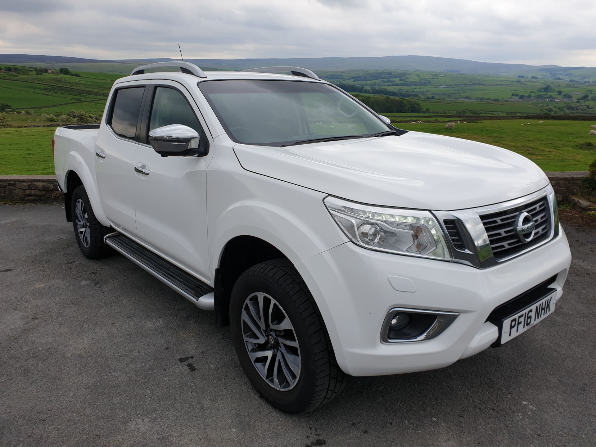 2016 / 16 Nissan Navara Tekna