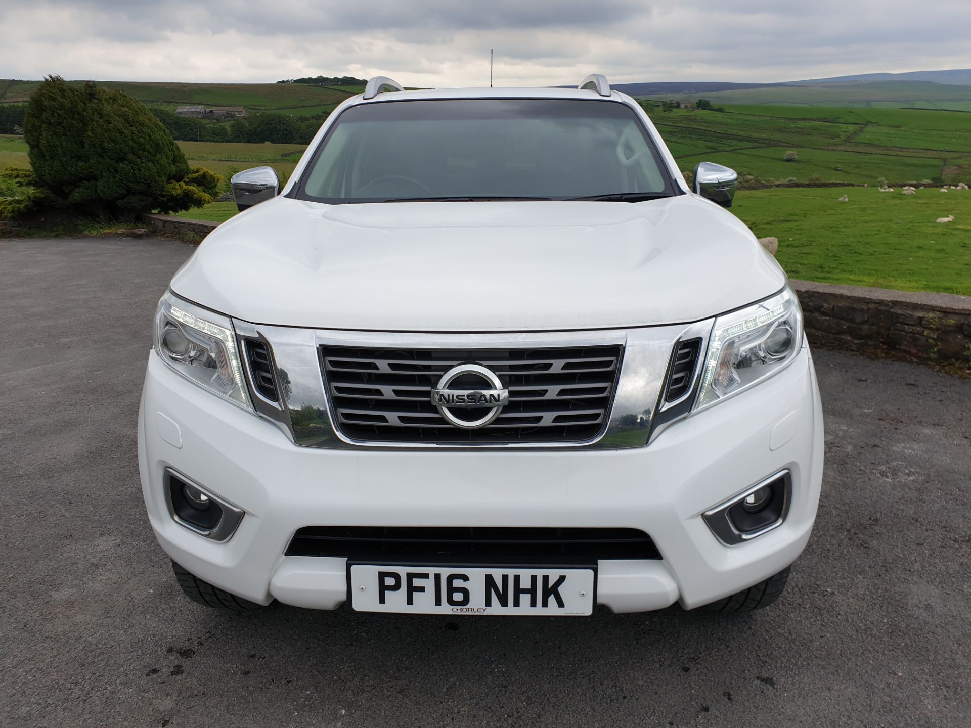 2016 / 16 Nissan Navara Tekna - Image 7 of 16