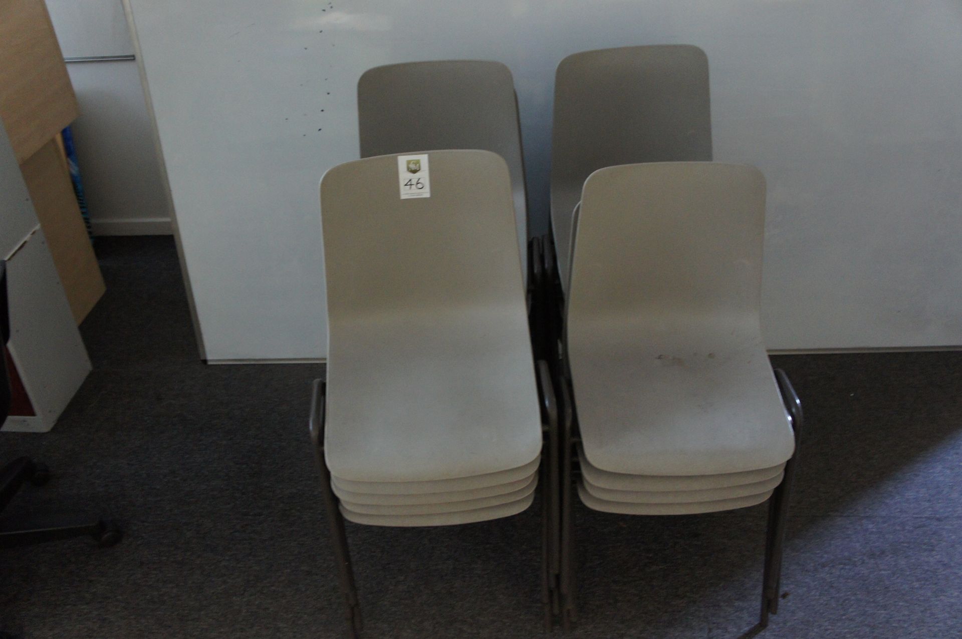Remploy poly chairs (19)