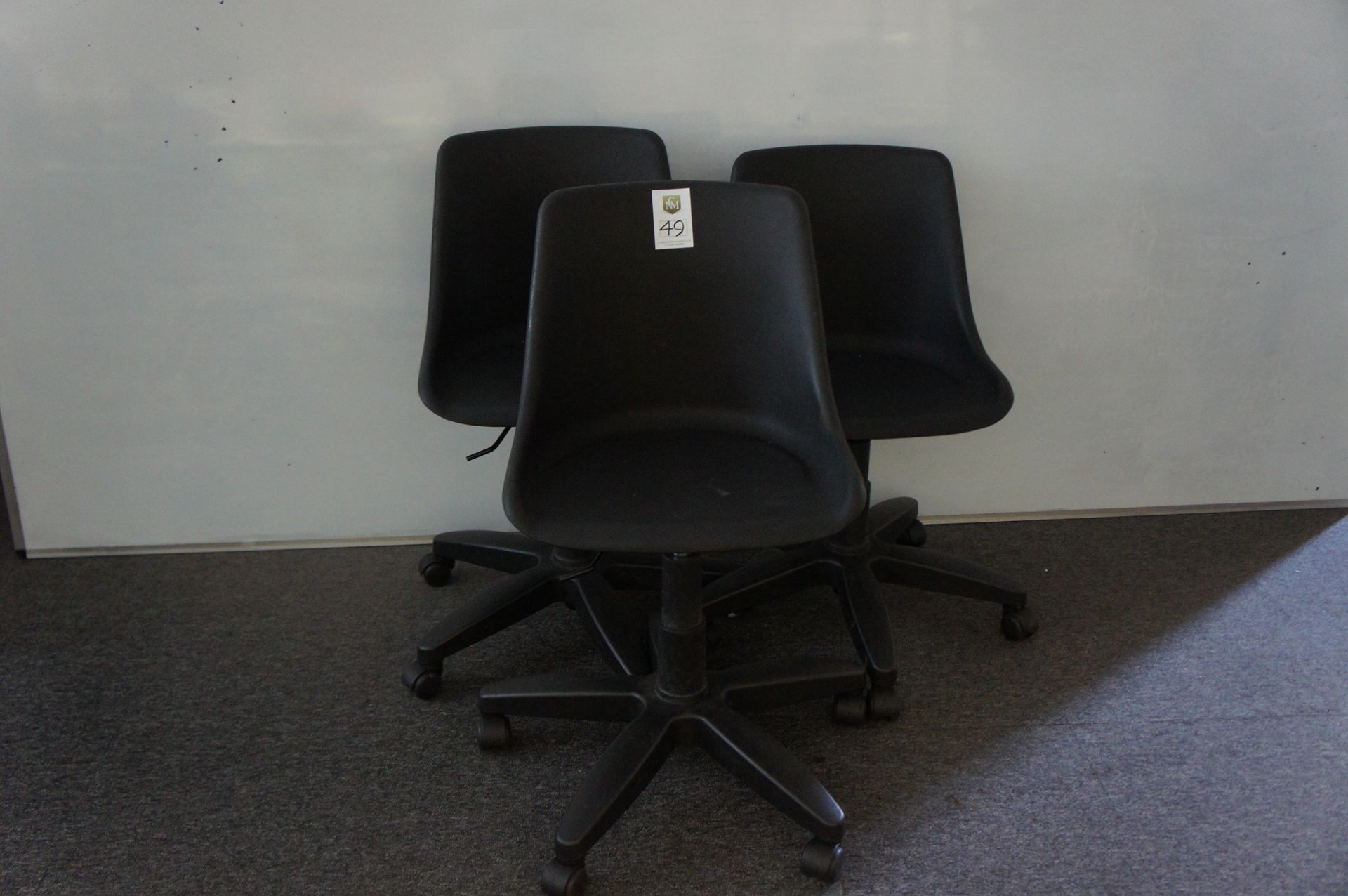 Pinnacle swivel chairs (3)