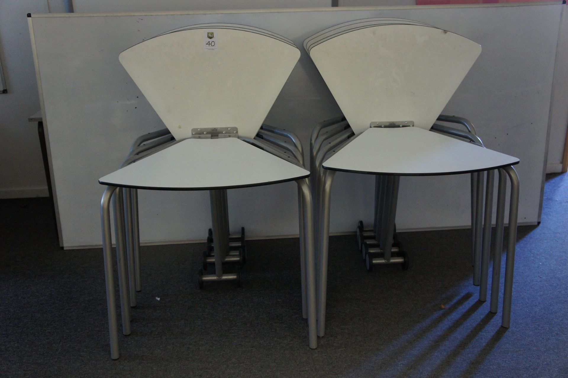 Student desks (10)