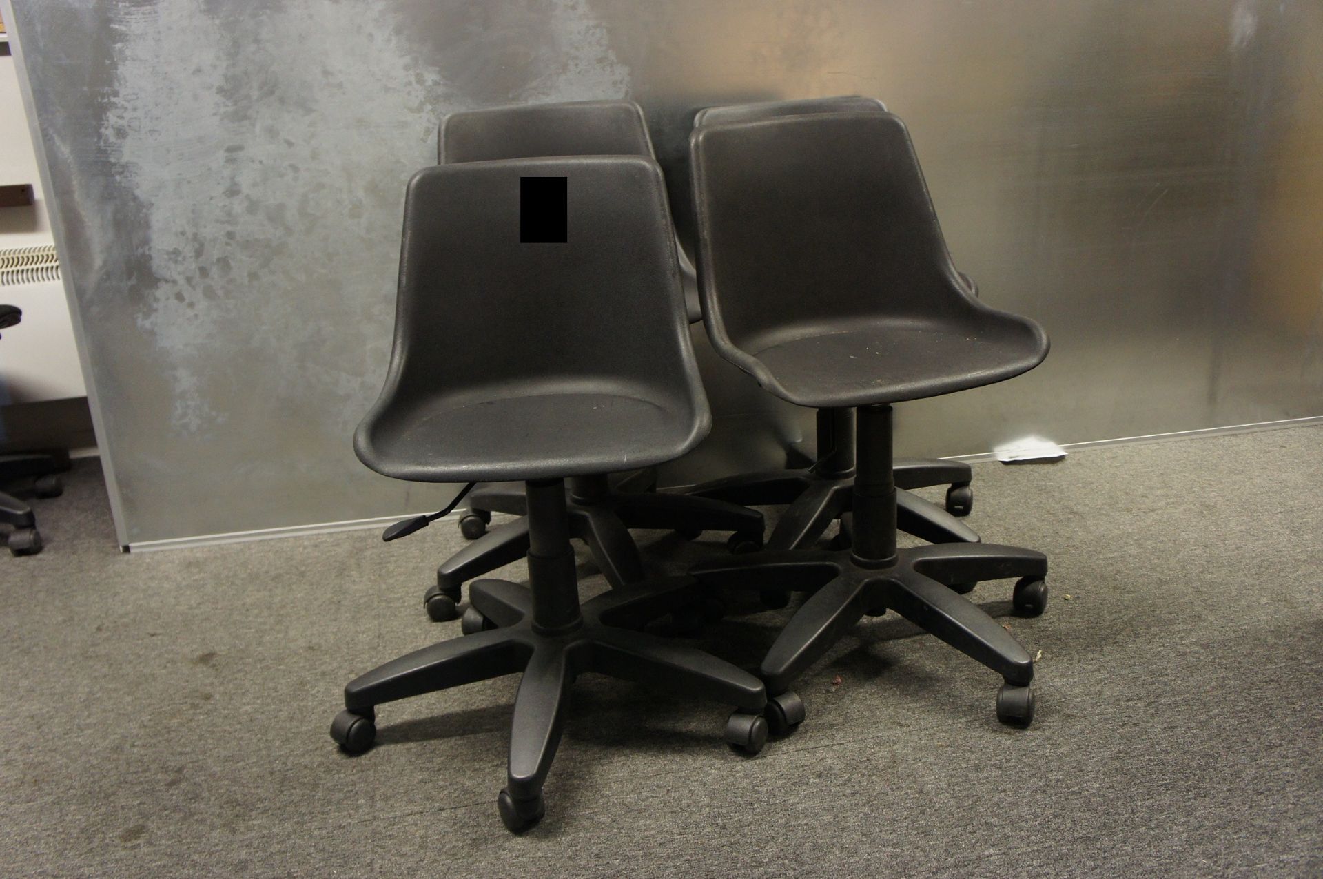 Pinnacle swivel chairs (4)