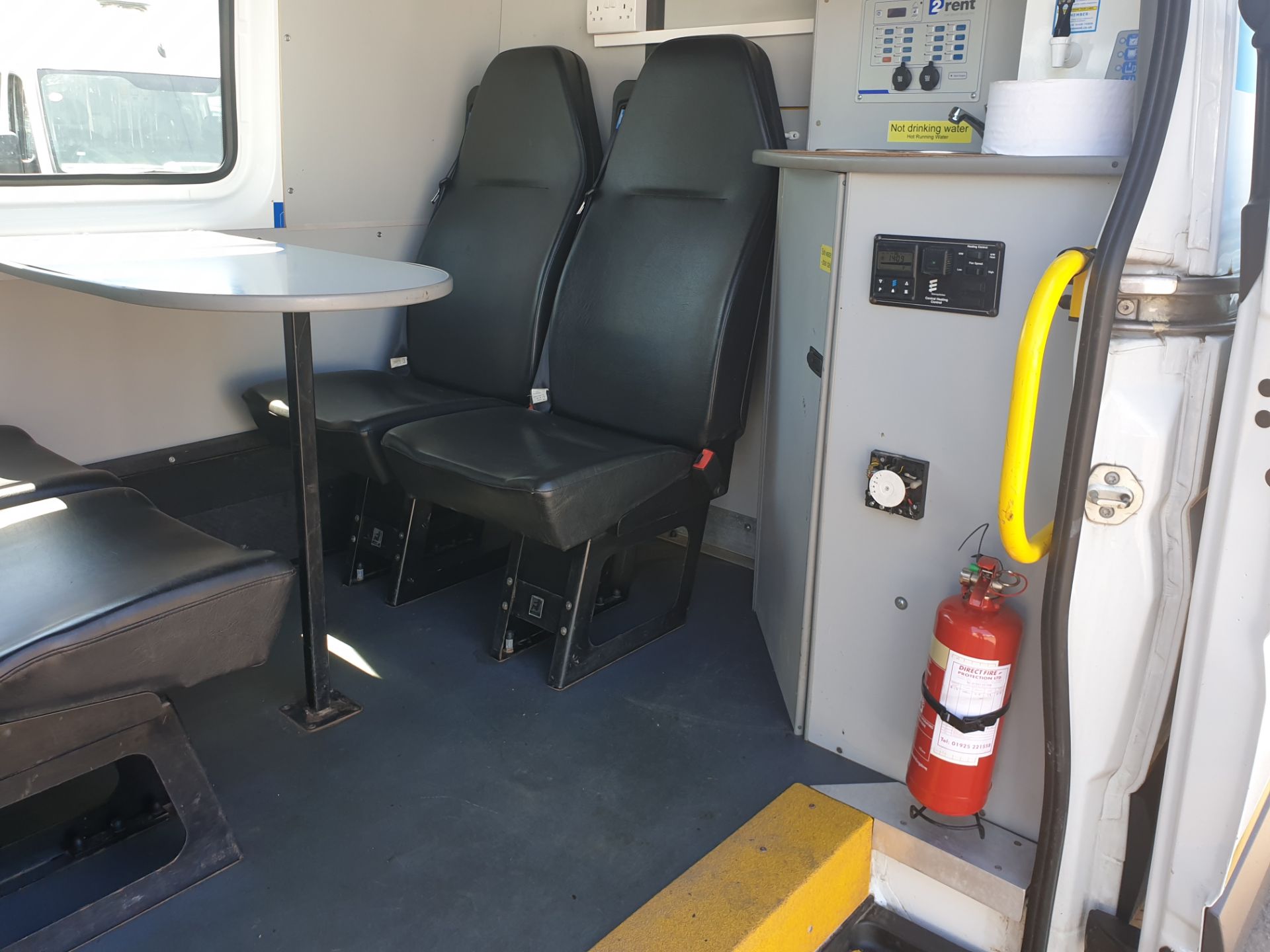 2013 / 63 Mercedes Sprinter 7 Seat Welfare Van - Image 10 of 31