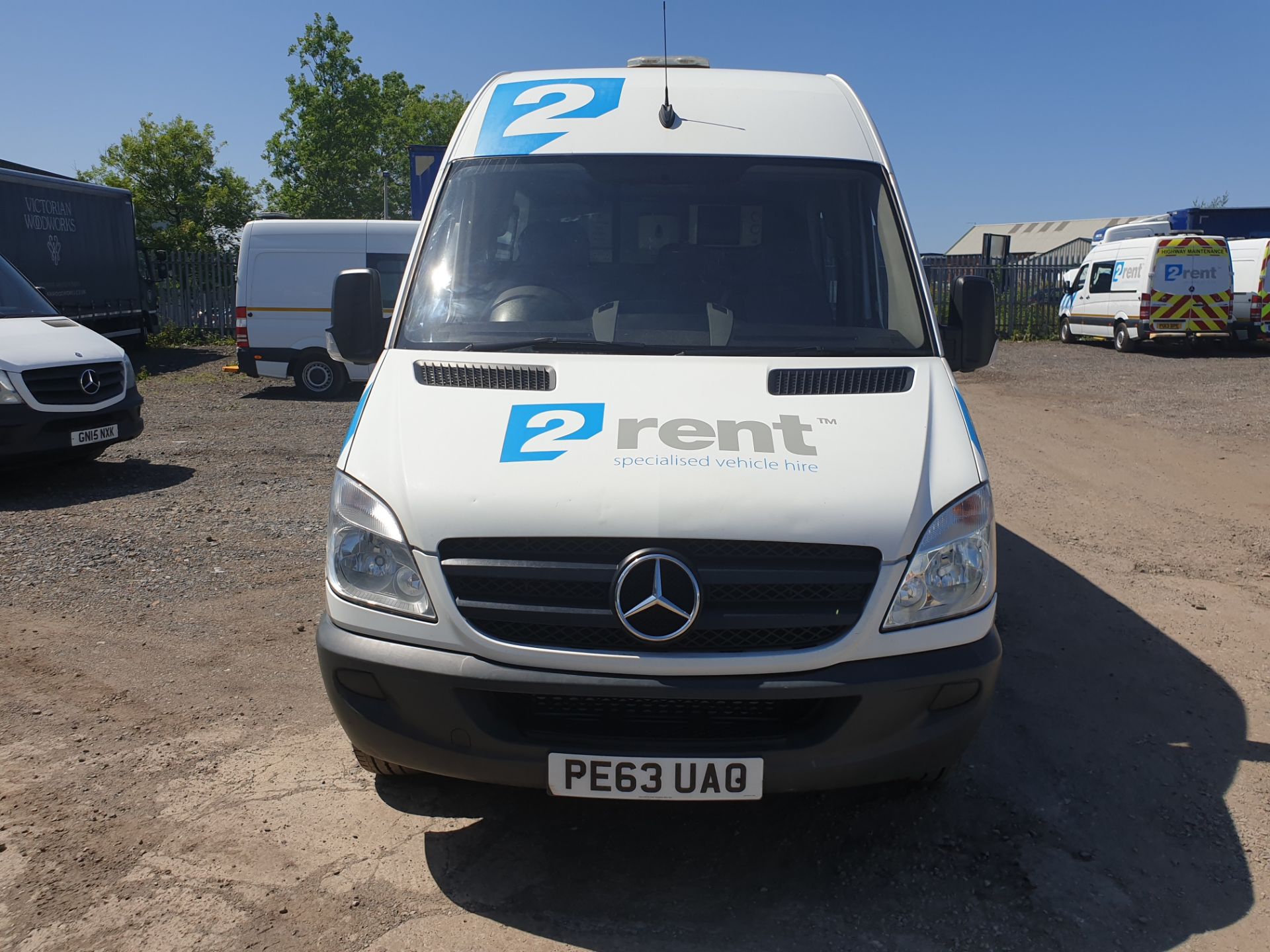 2013 / 63 Mercedes Sprinter 7 Seat Welfare Van - Image 2 of 31