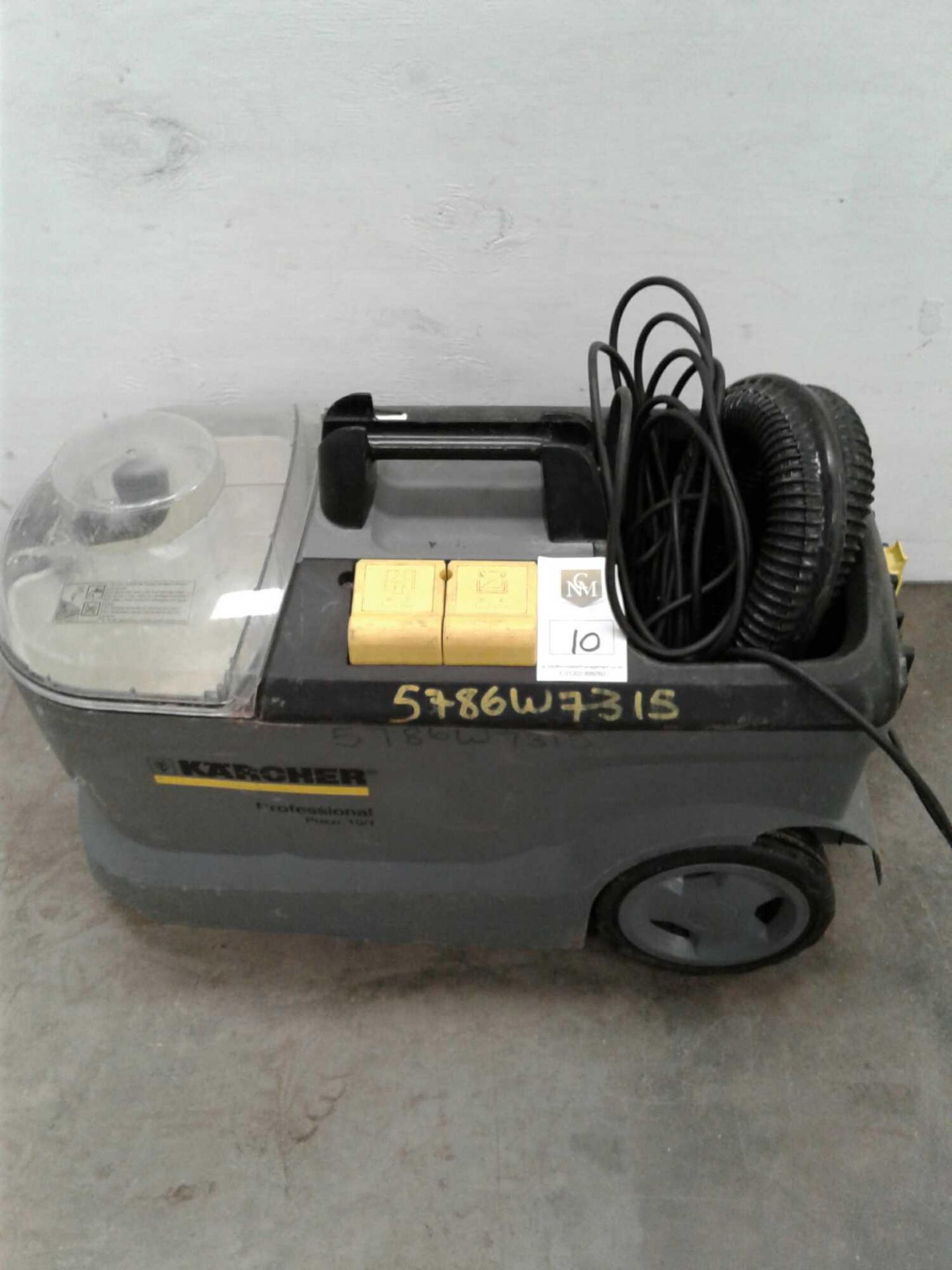 Karcher carpet cleaner TV