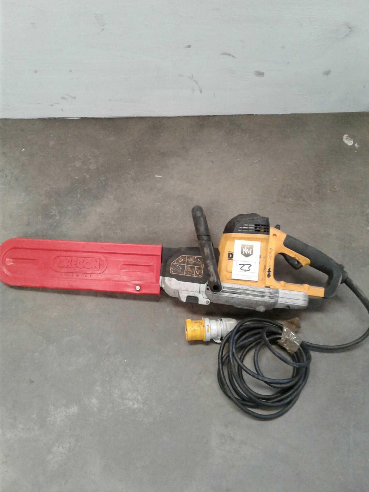 DeWalt wood saw 110 V