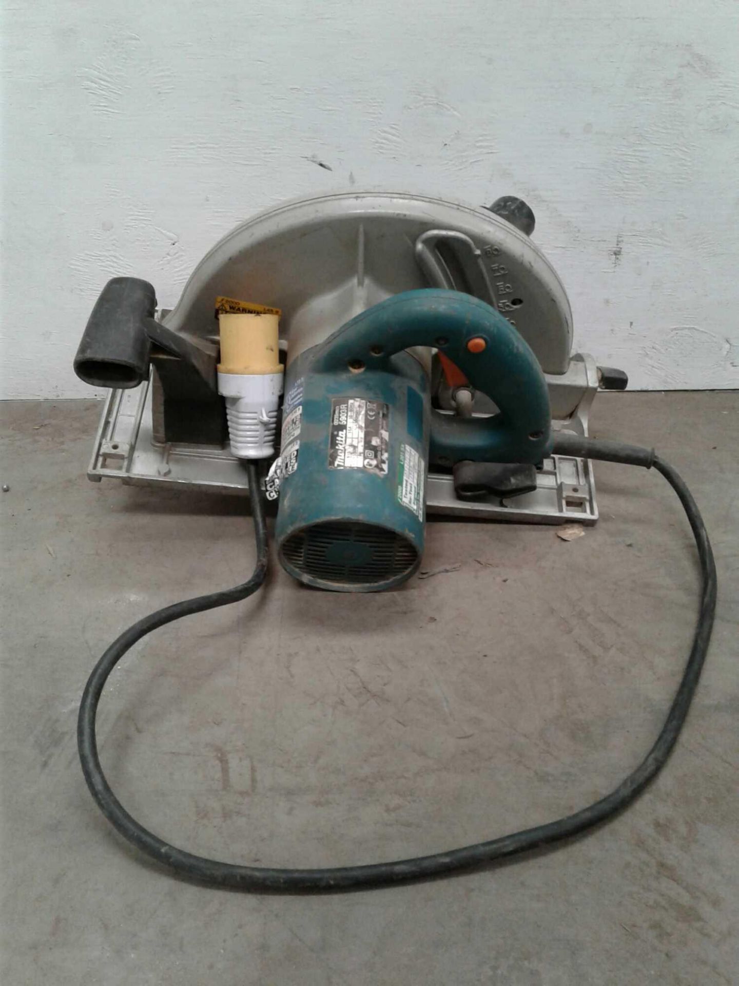 Makita circular saw 110 V - Image 2 of 2