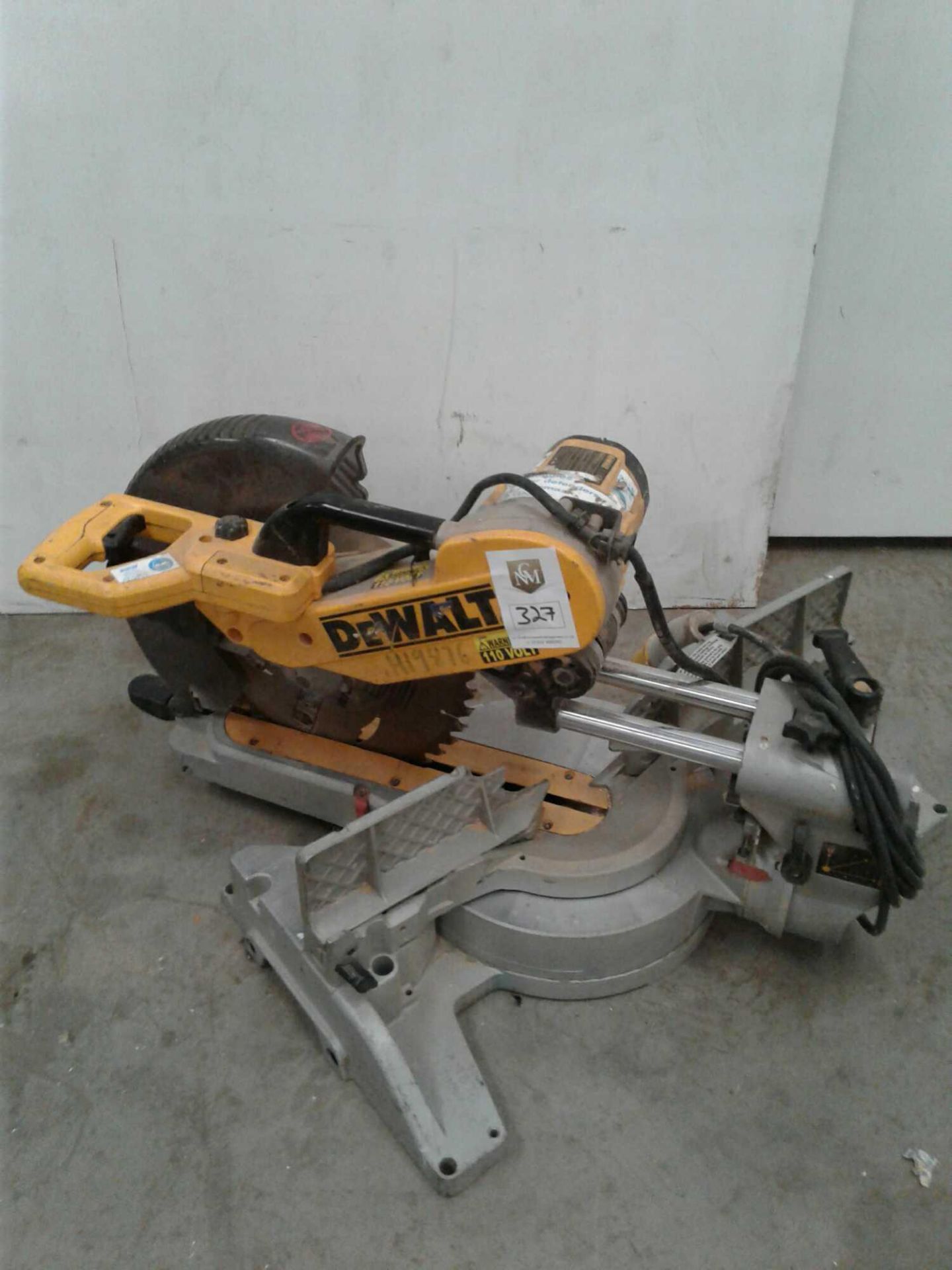 DeWalt mitre saw 110 V