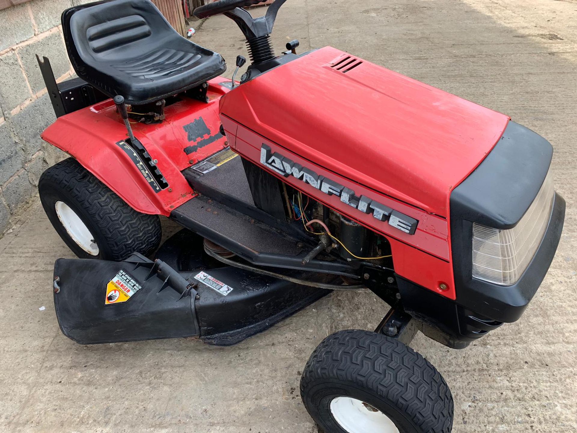 Lawnflite Ride On Mower