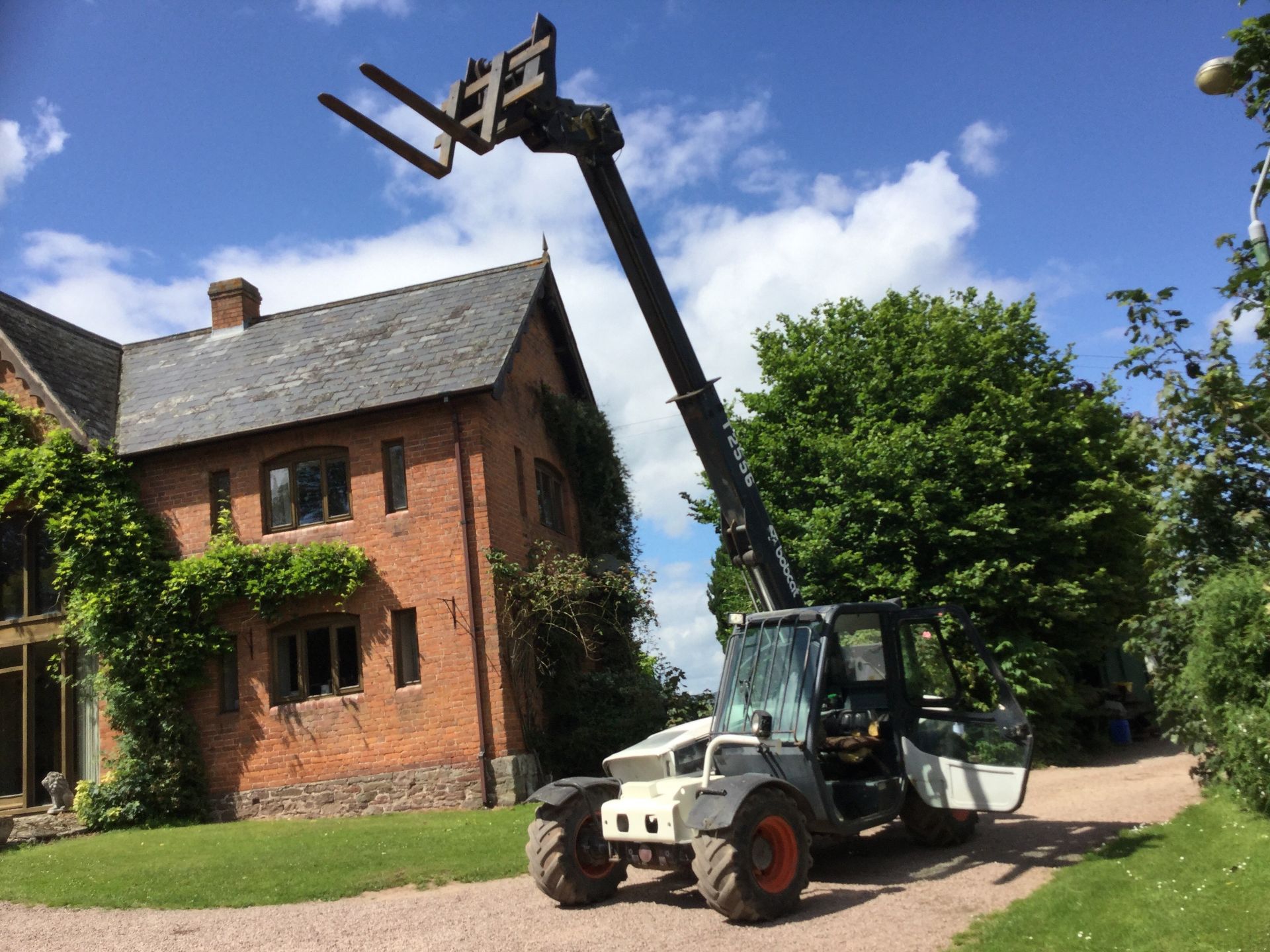 Bobcat T2556 Compact Telehandler - Image 3 of 6