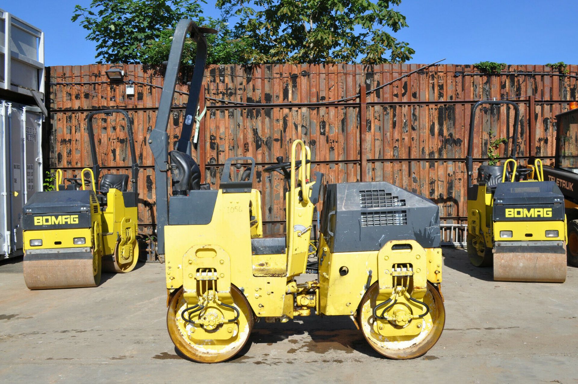 WITHDRAWN LOT | Bomag BW 80 AD-2 Roller - Image 2 of 9