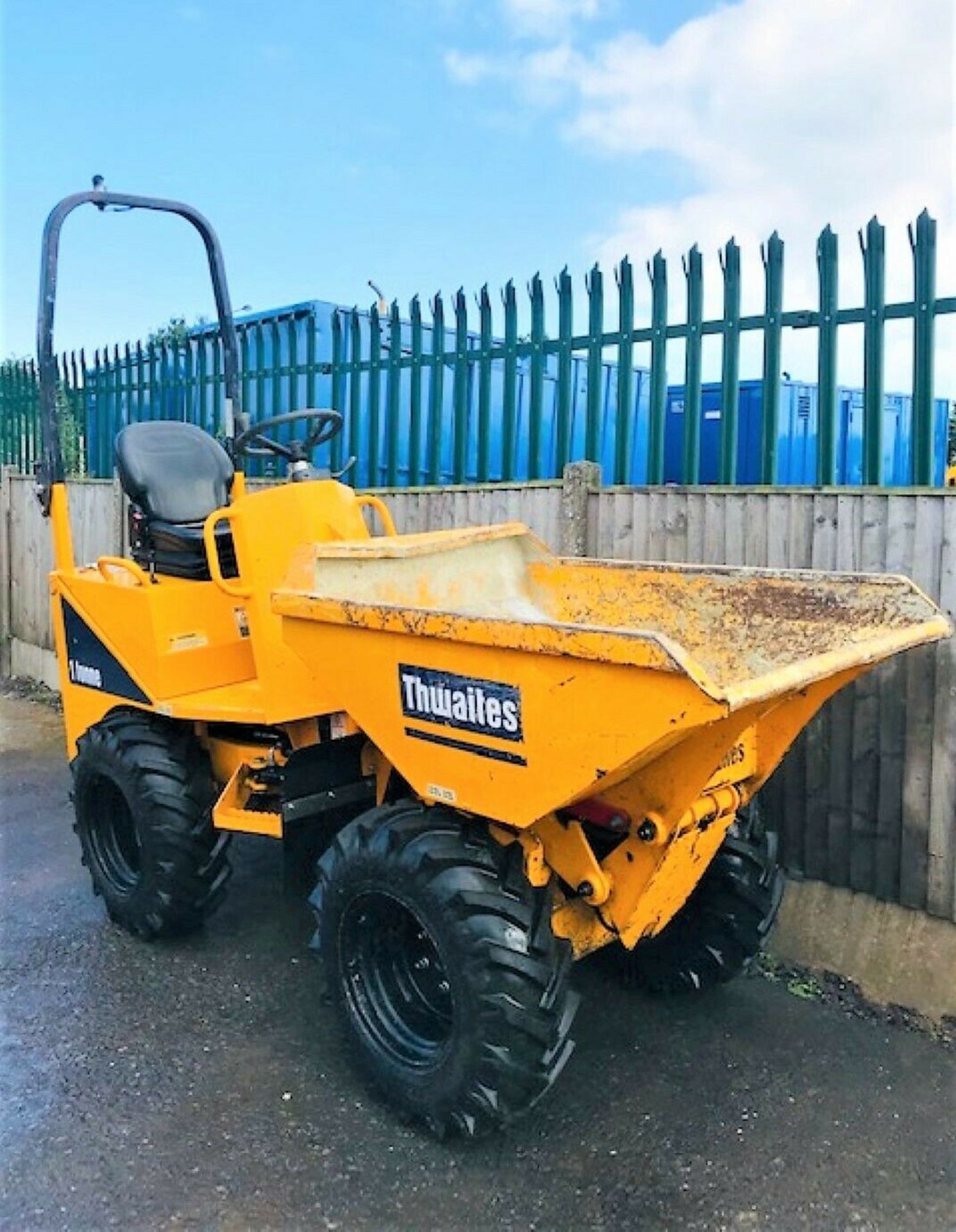 Thwaites MACH201 1 Ton High Tip Dumper - Image 3 of 11