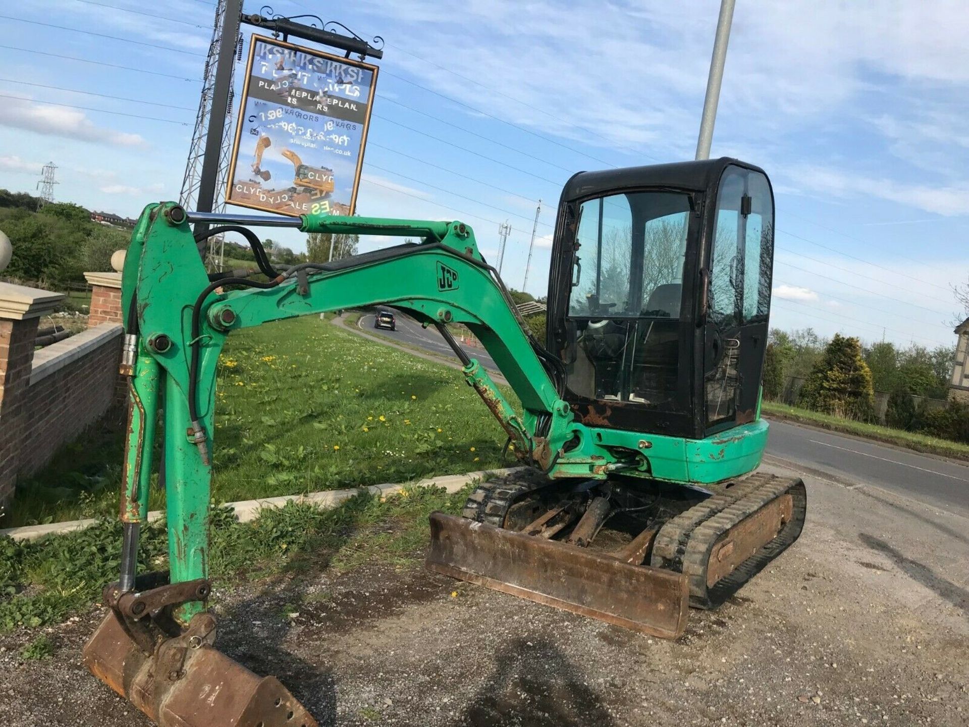 JCB 8025 Mini Digger - Image 2 of 11