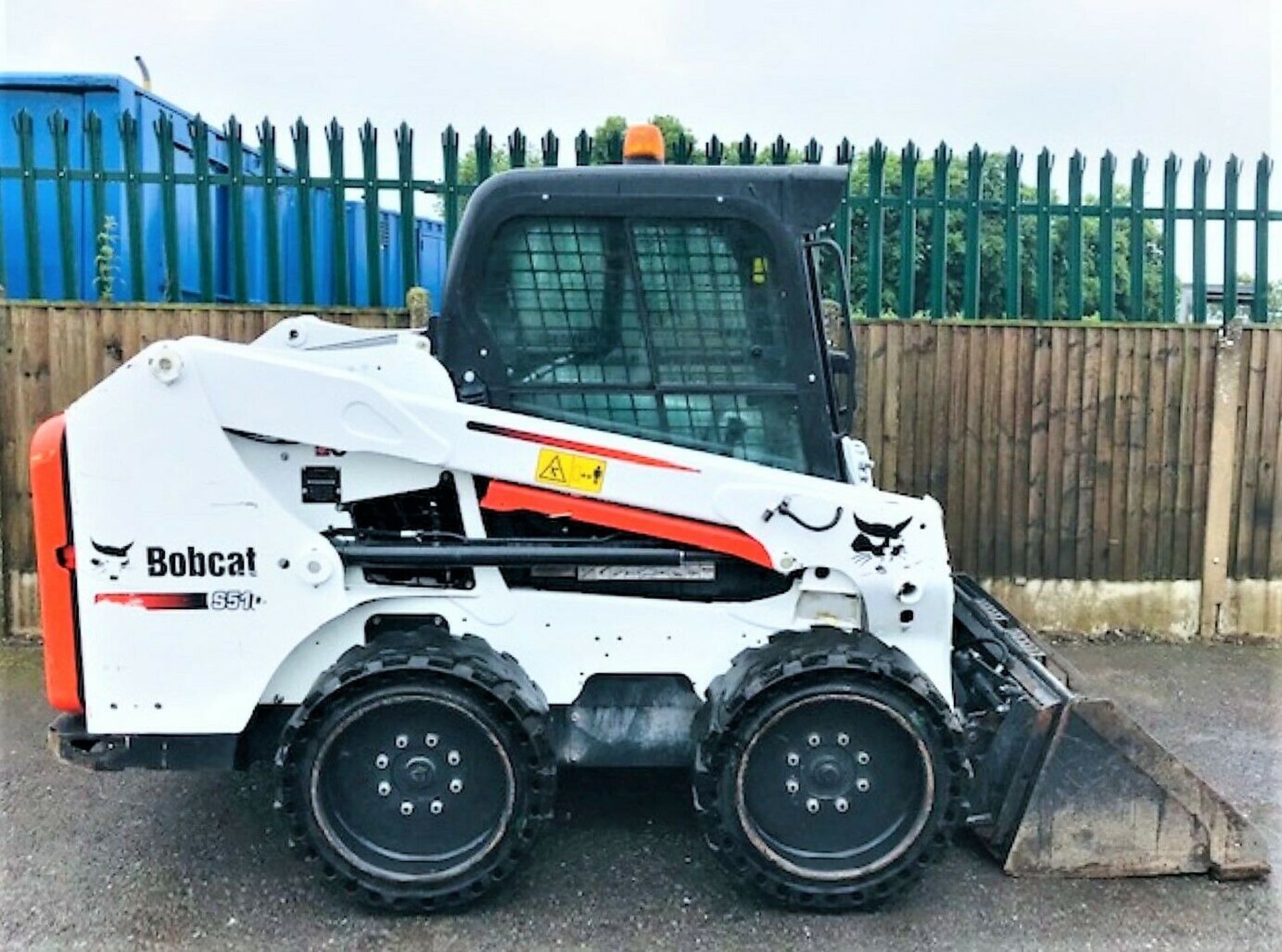 Bobcat S510 Skidsteer - Image 2 of 11