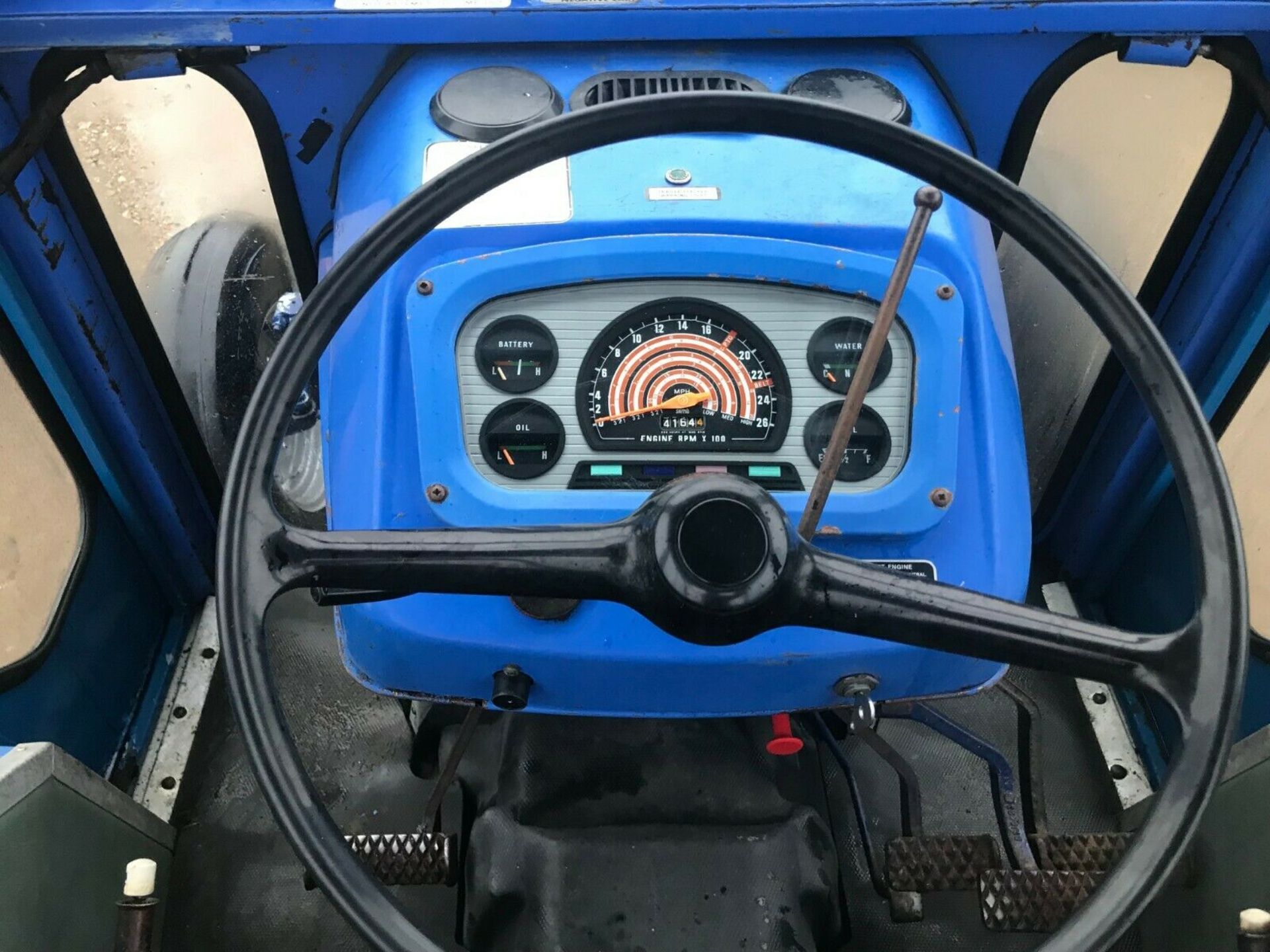 Leyland 245 Tractor - Image 11 of 12