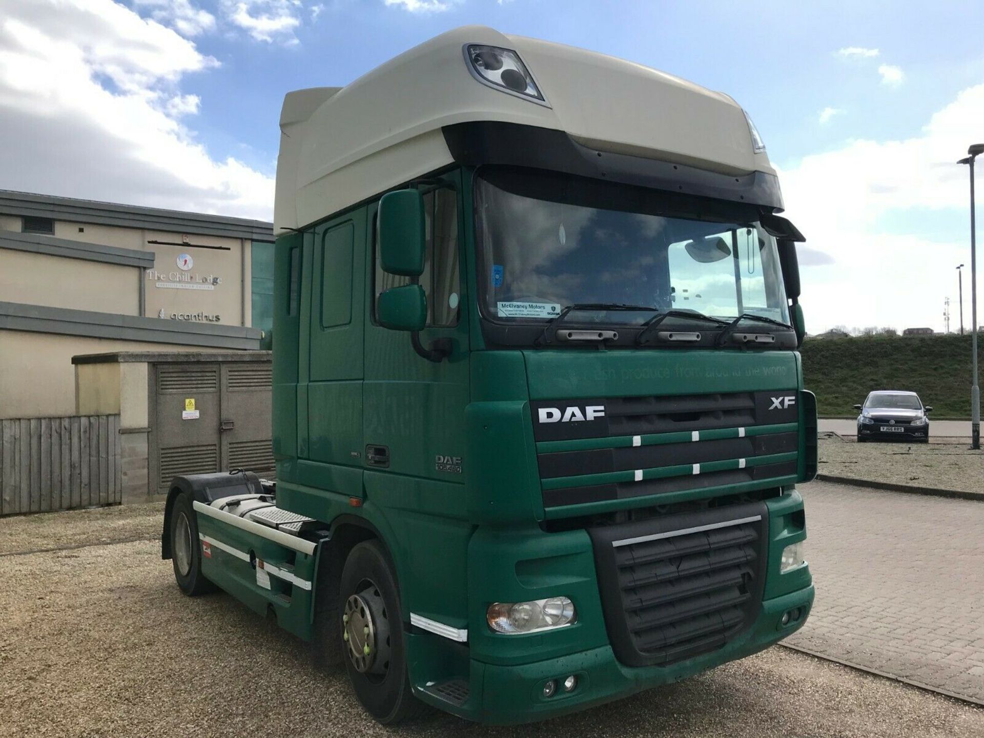DAF XF 105 Tractor Unit - Image 3 of 10