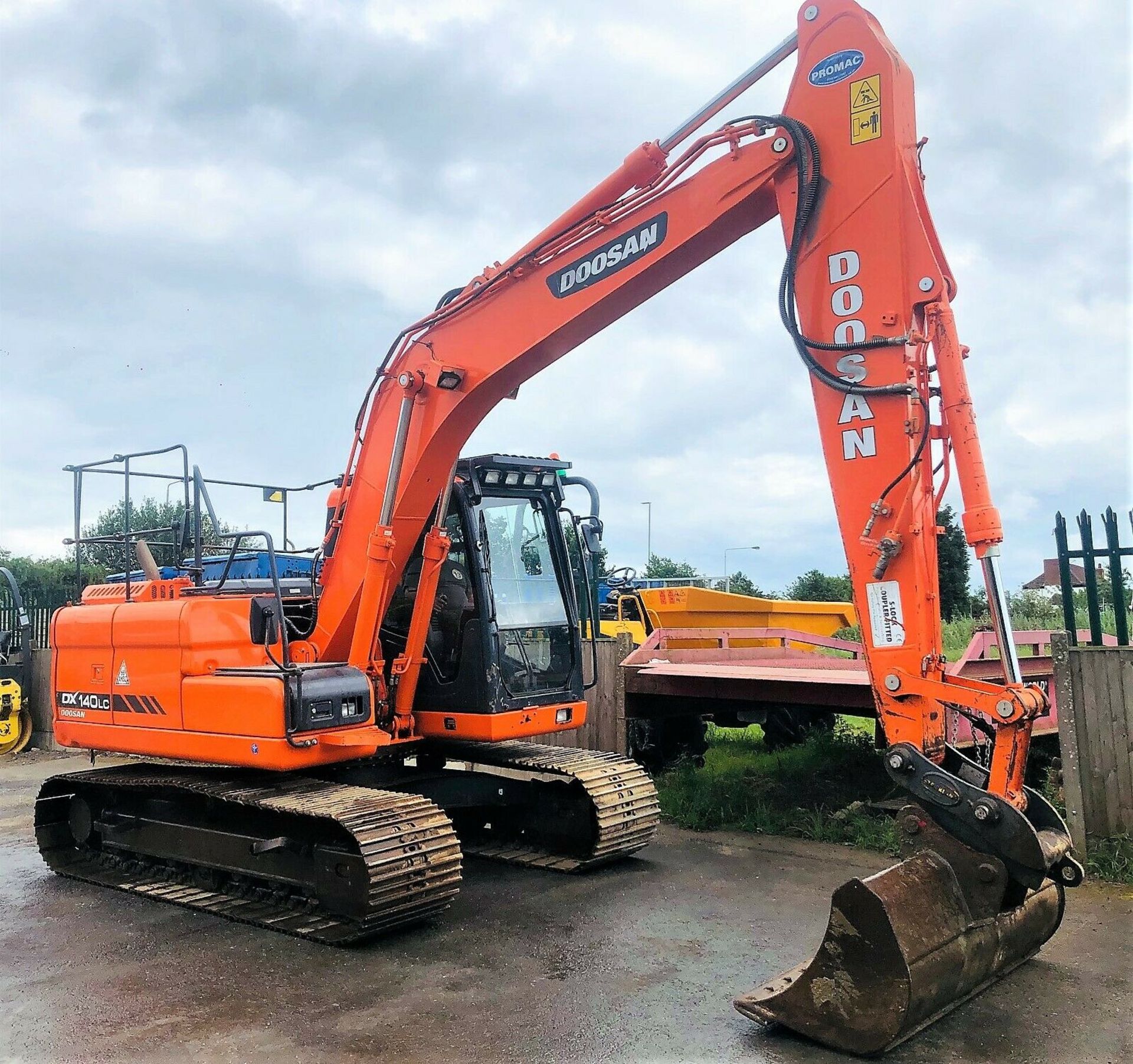 Doosan DX140-LC Excavator Digger - Image 7 of 12