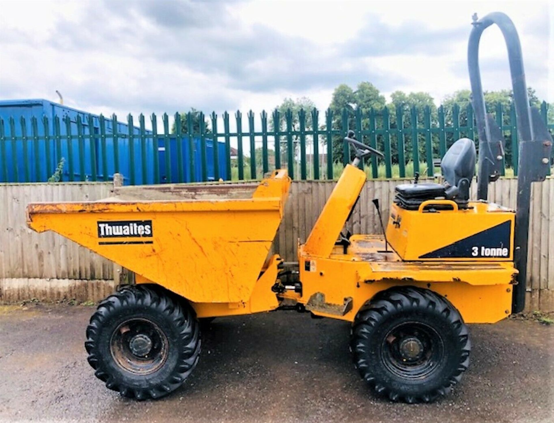 Thwaites 3 Tonne Straight Tip Dumper - Image 2 of 11