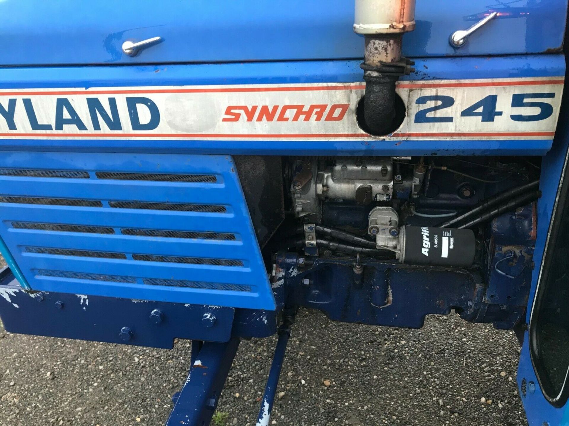 Leyland 245 Tractor - Image 9 of 12