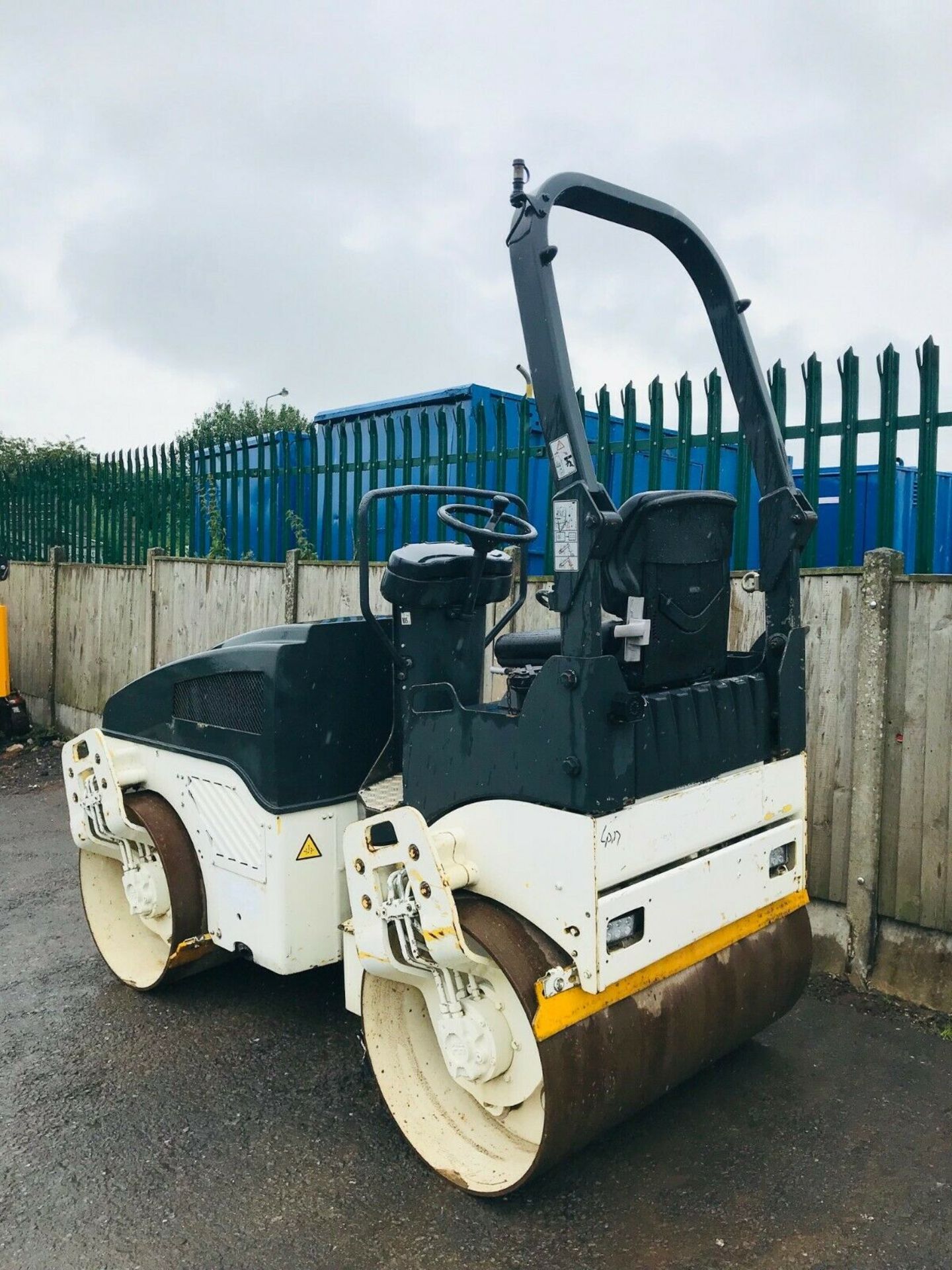 Bomag BW 120 AD-4 Tandem Roller - Image 8 of 11