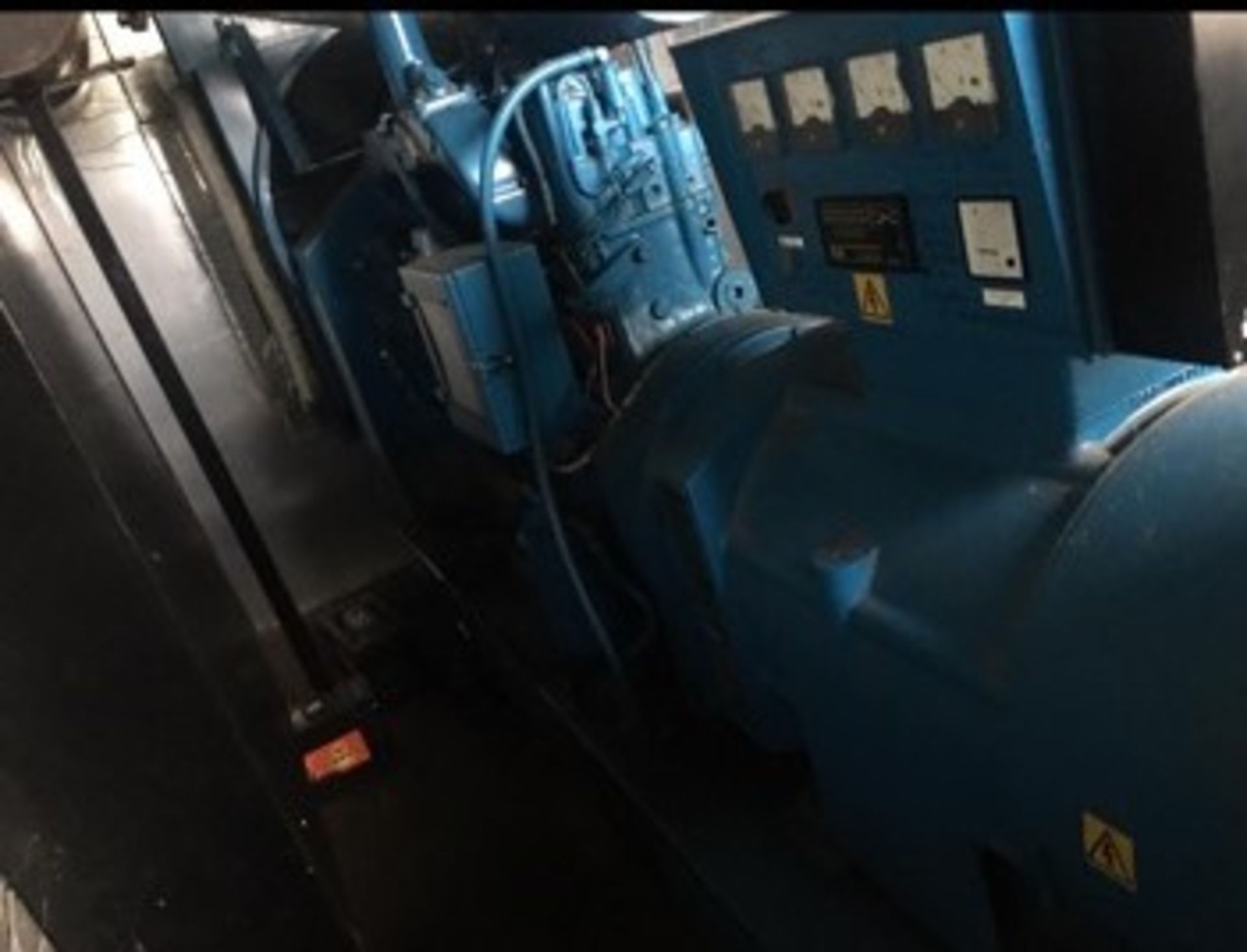 200 KVA Generator - Image 7 of 9