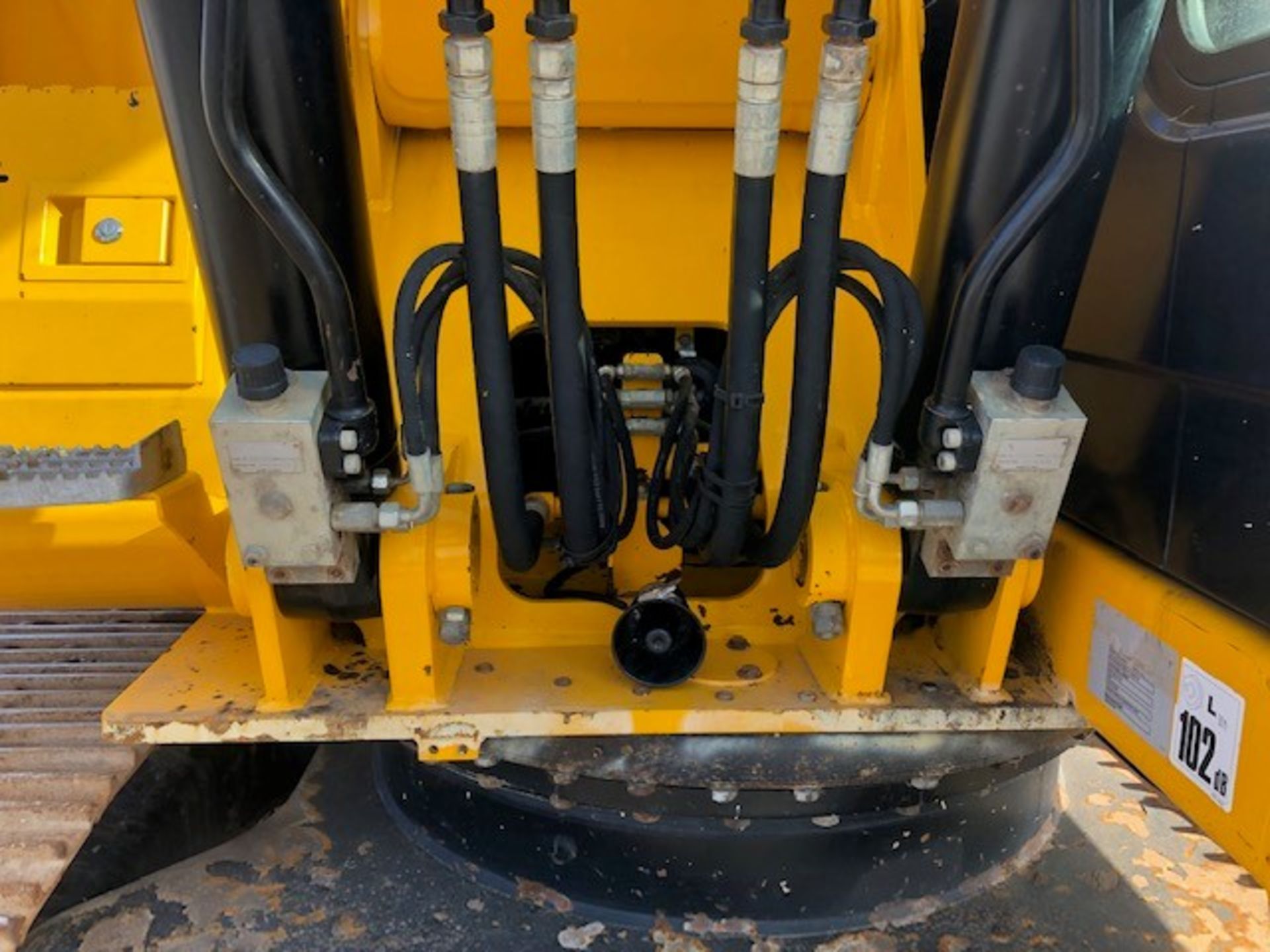 JCB JS220 - Image 19 of 21