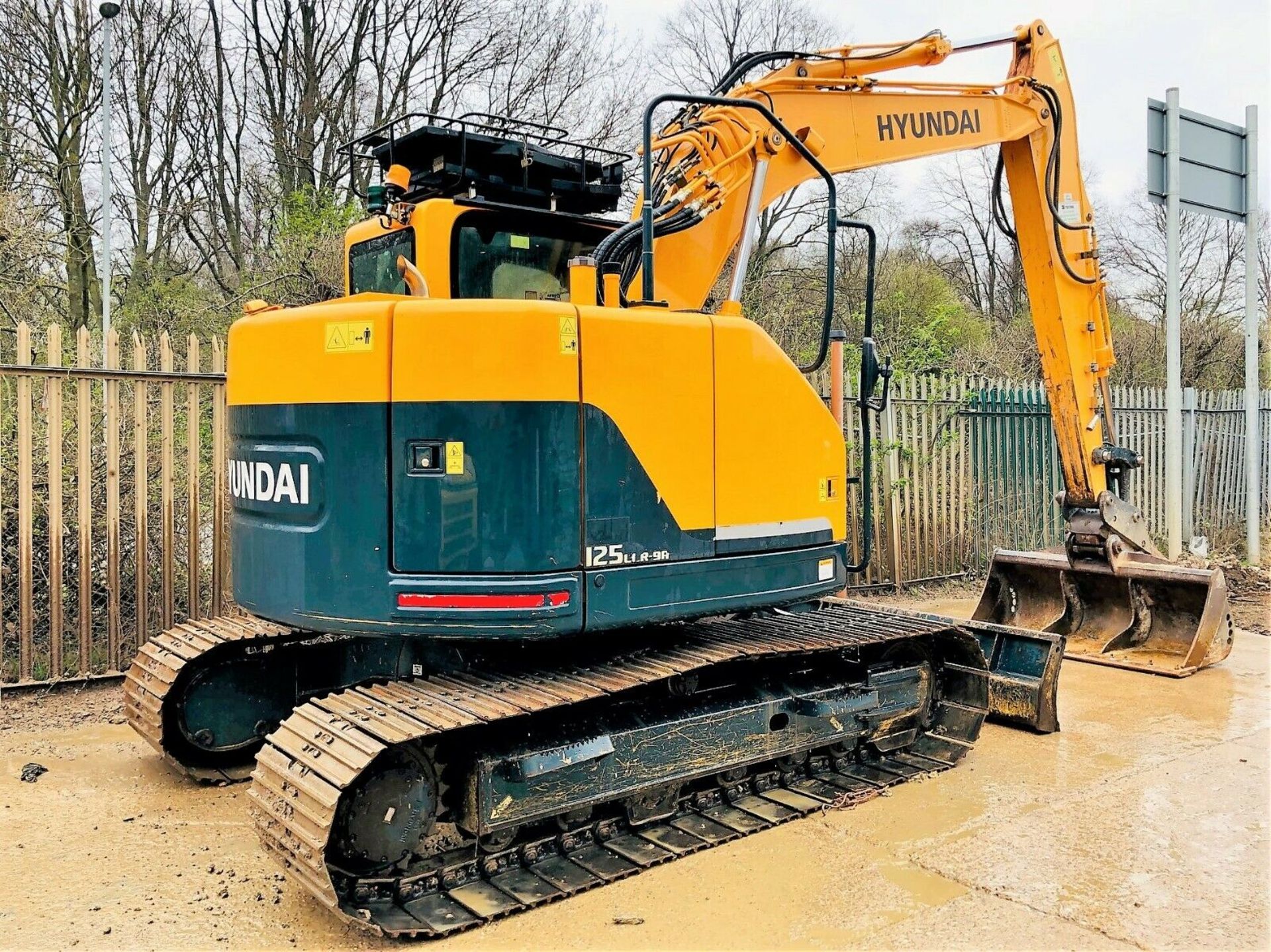 Hyundai Robex 125 LCR-9A D Excavator / Digger - Image 5 of 12