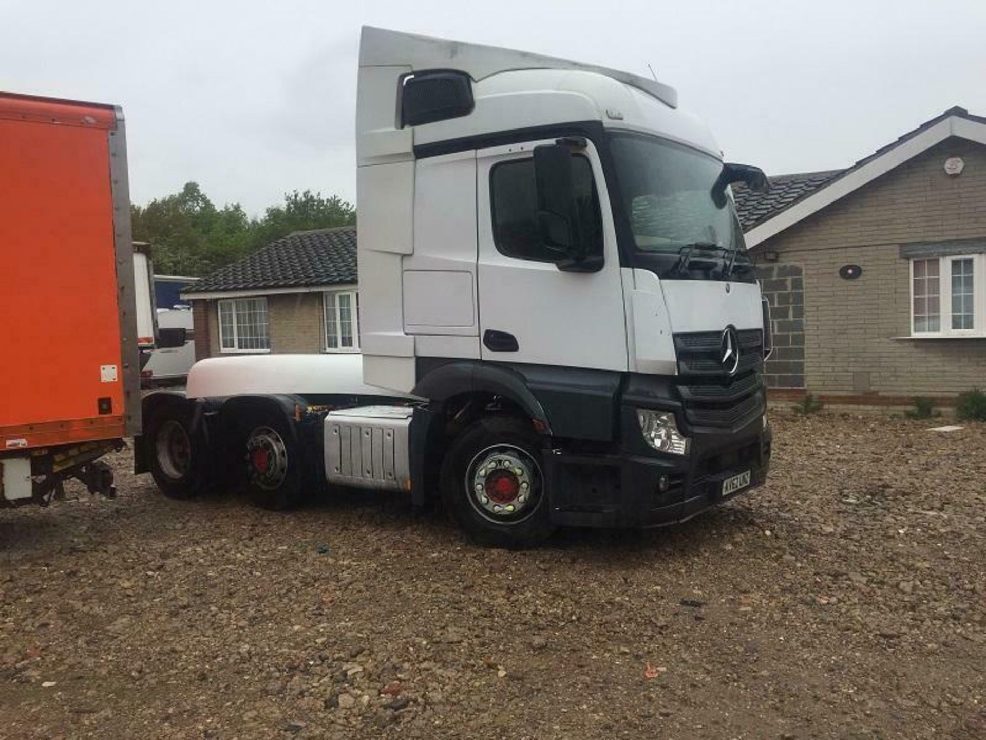 Mercedes Actros - Image 3 of 12